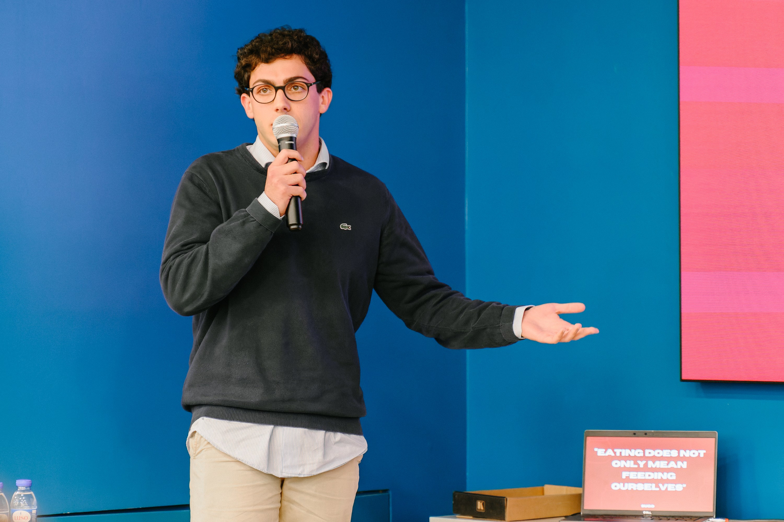 Pitch session. Photographer in Lisbon Elena Lialina