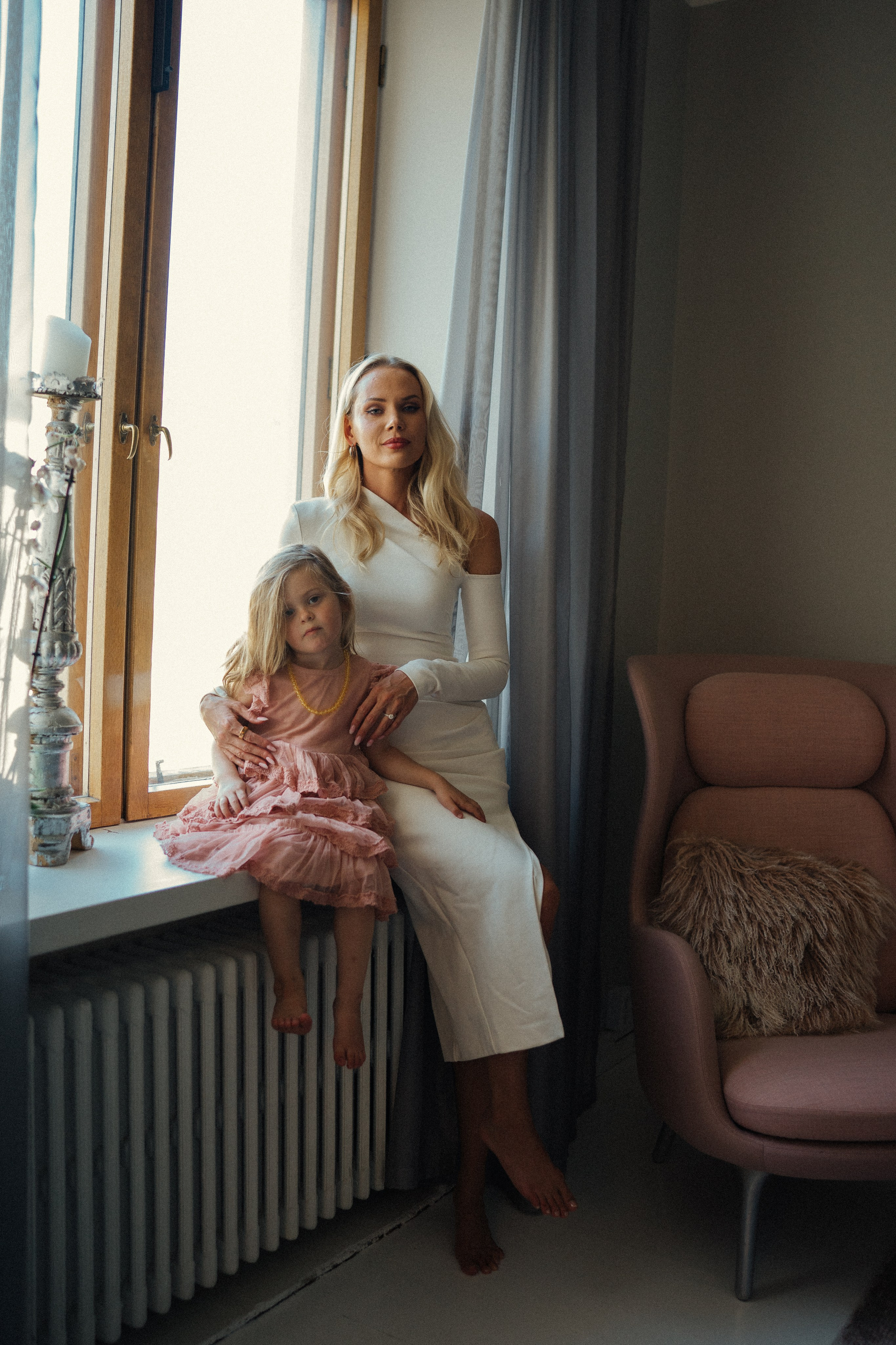 L&H. Wedding and potrait photographer in Helsinki Vickan O