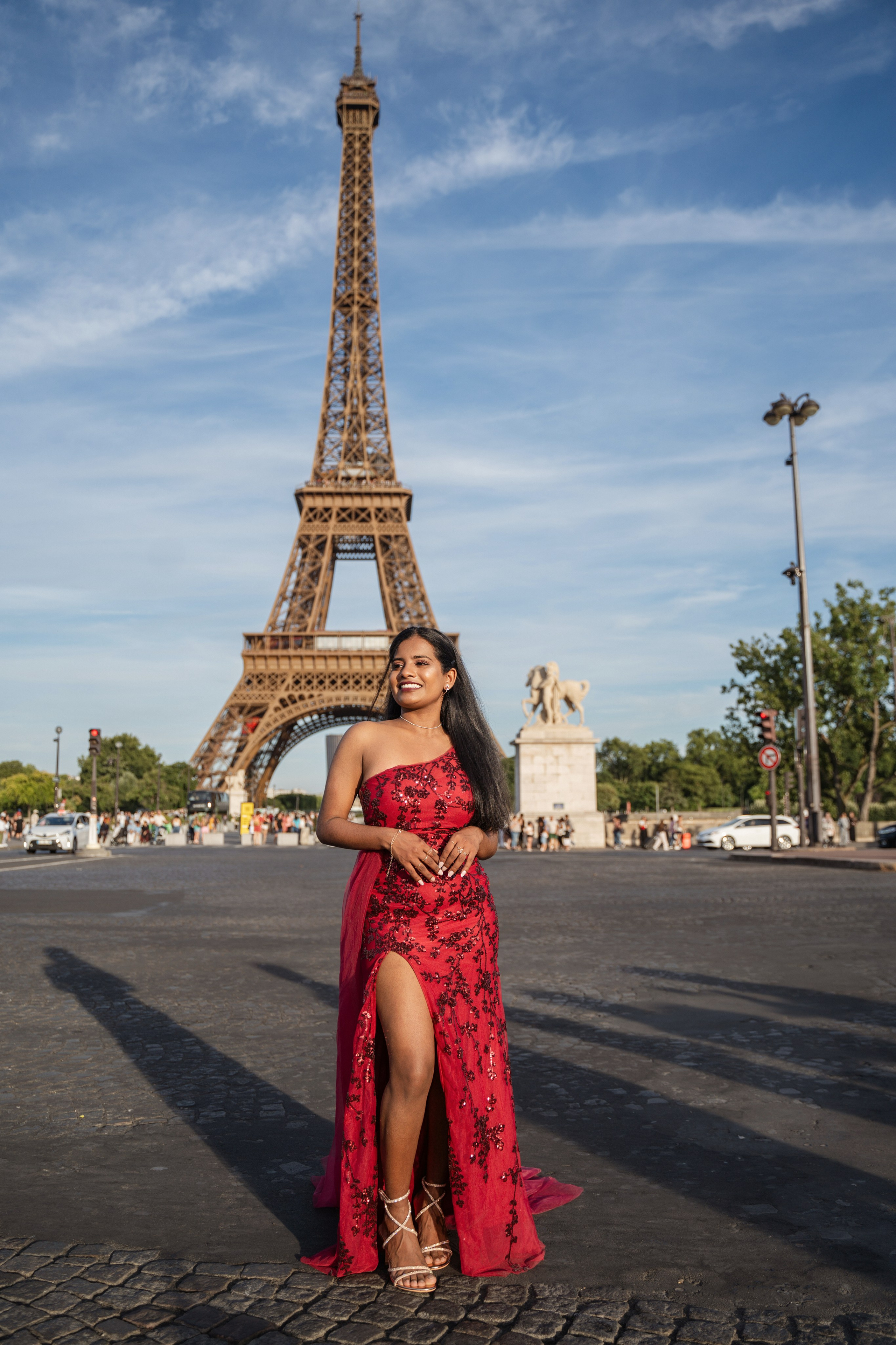 Richa (1 hour). Photographer in Paris|Solo and groups, portraits & content, couples photo-shoot in Paris at the best locations