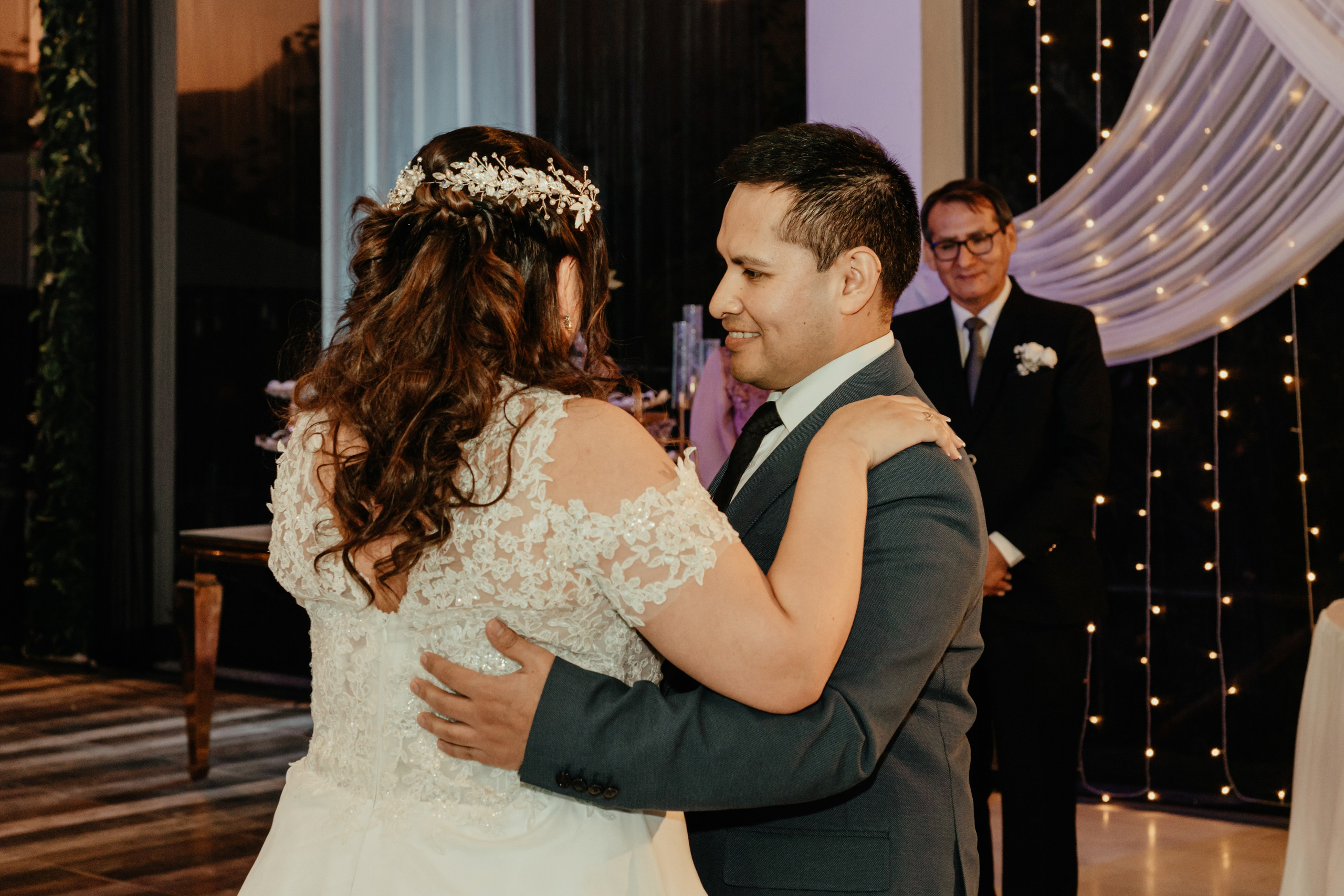 VANIA + LUIS BODA CIVIL. Studio KVTA | Fotografía y Video de Bodas en Arequipa