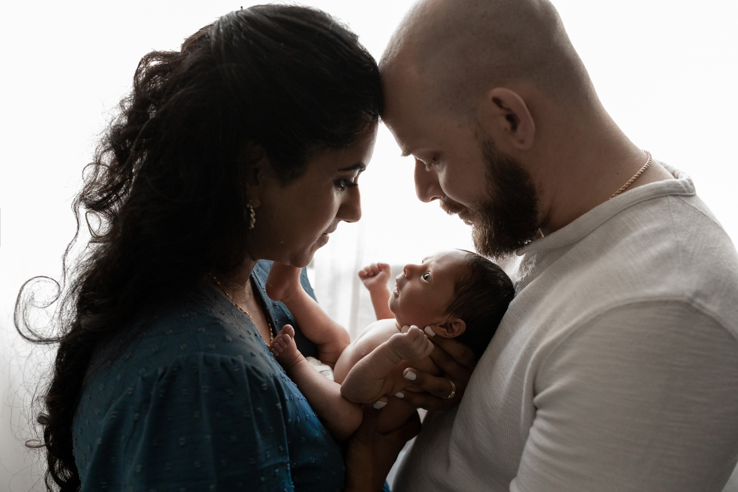 Newborn Lifestyle. Family photographer in Bay Area, California