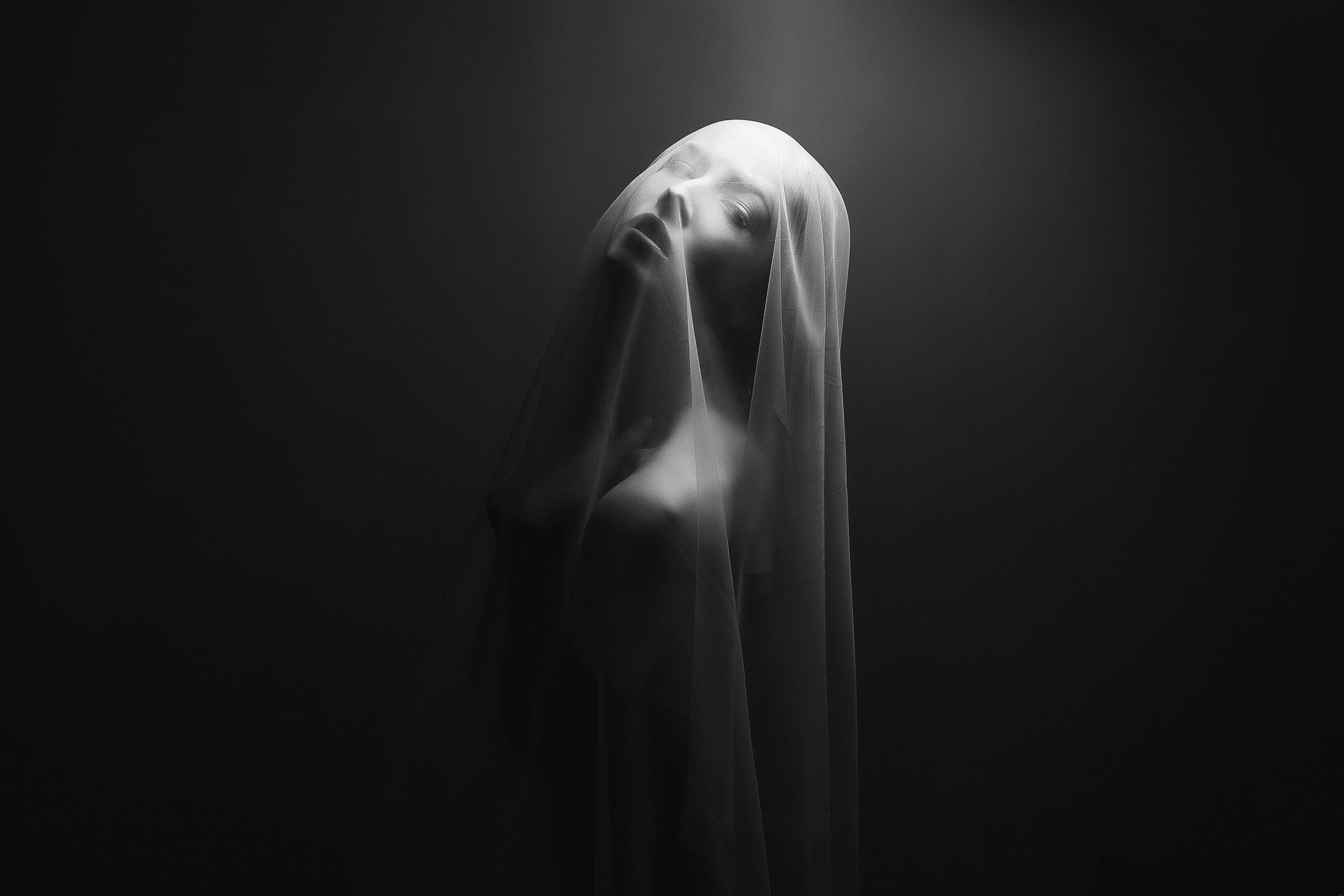 Portraits. Dubai — Bishkek based Photographer