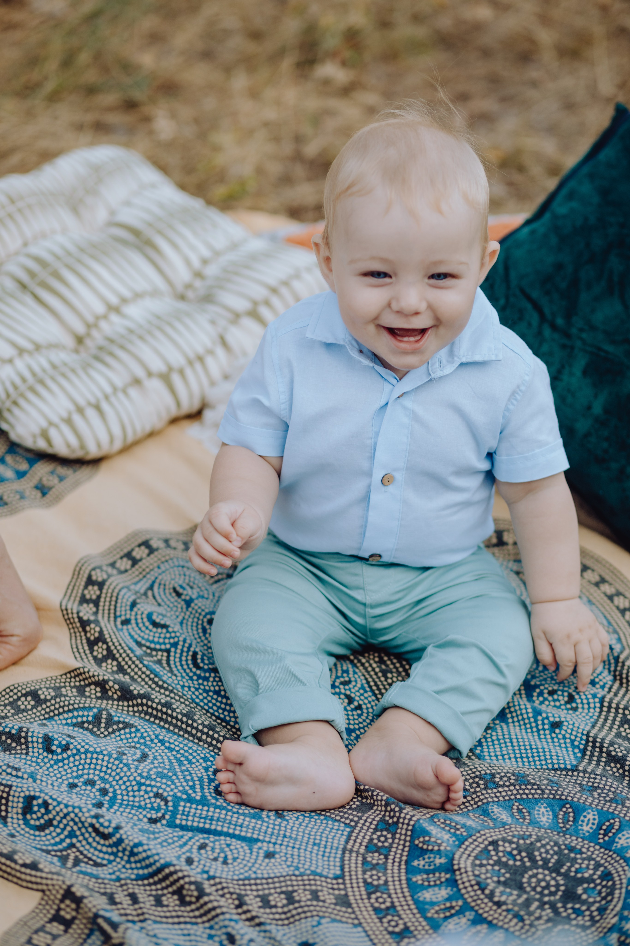 Beni & Adina. Wedding & couple photographer from Romania Rut Vetan