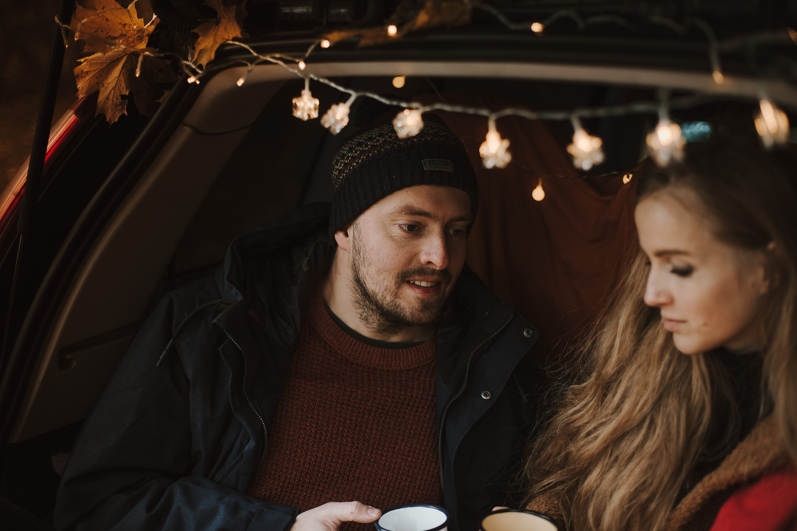 Rudens fotosesija ar mašīnu. Fotogrāfs Rīgā — Katerina Gordik