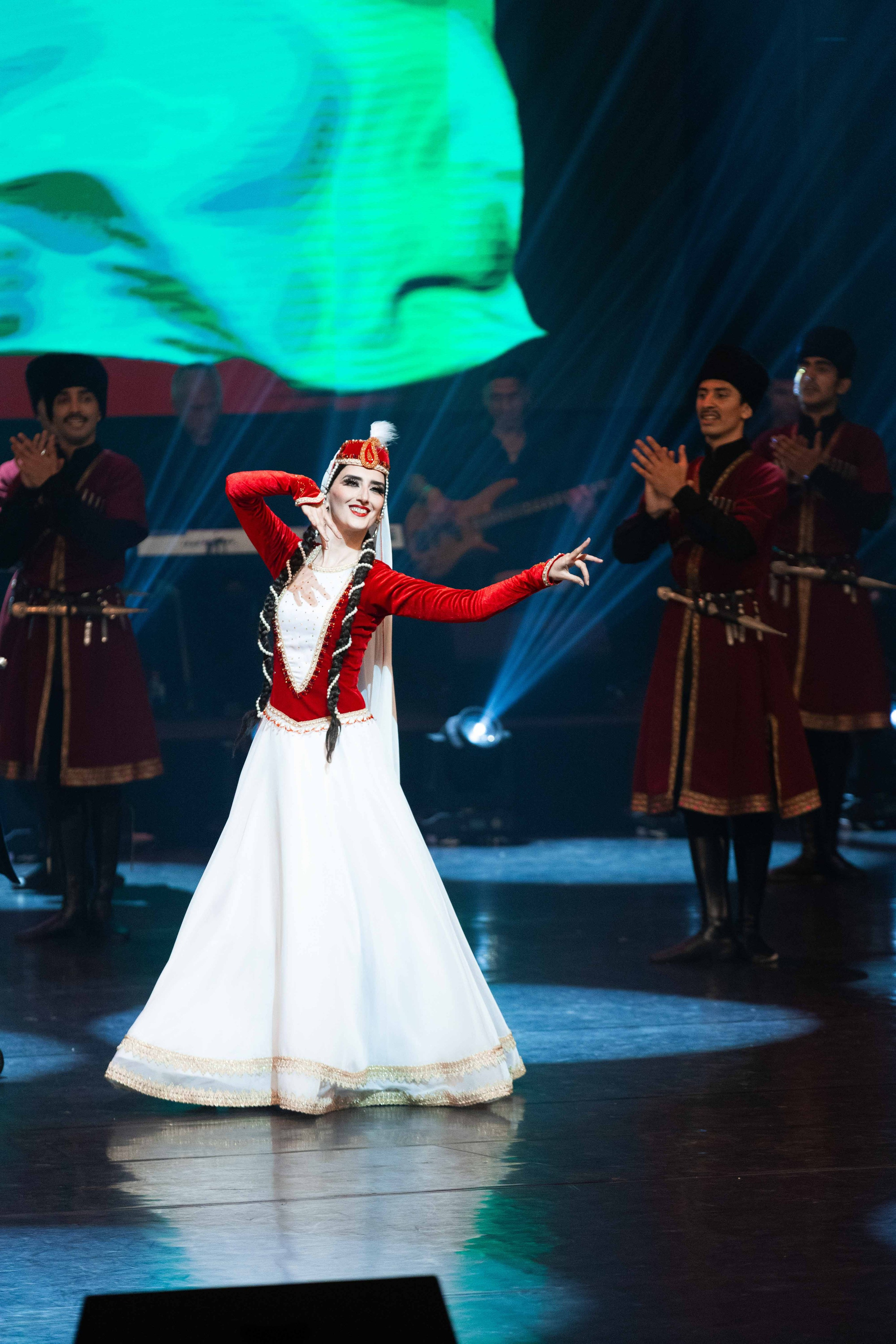 STATE DANCE ENSEMBLE. Wedding&Event photographer Ismail Rzayev in Baku