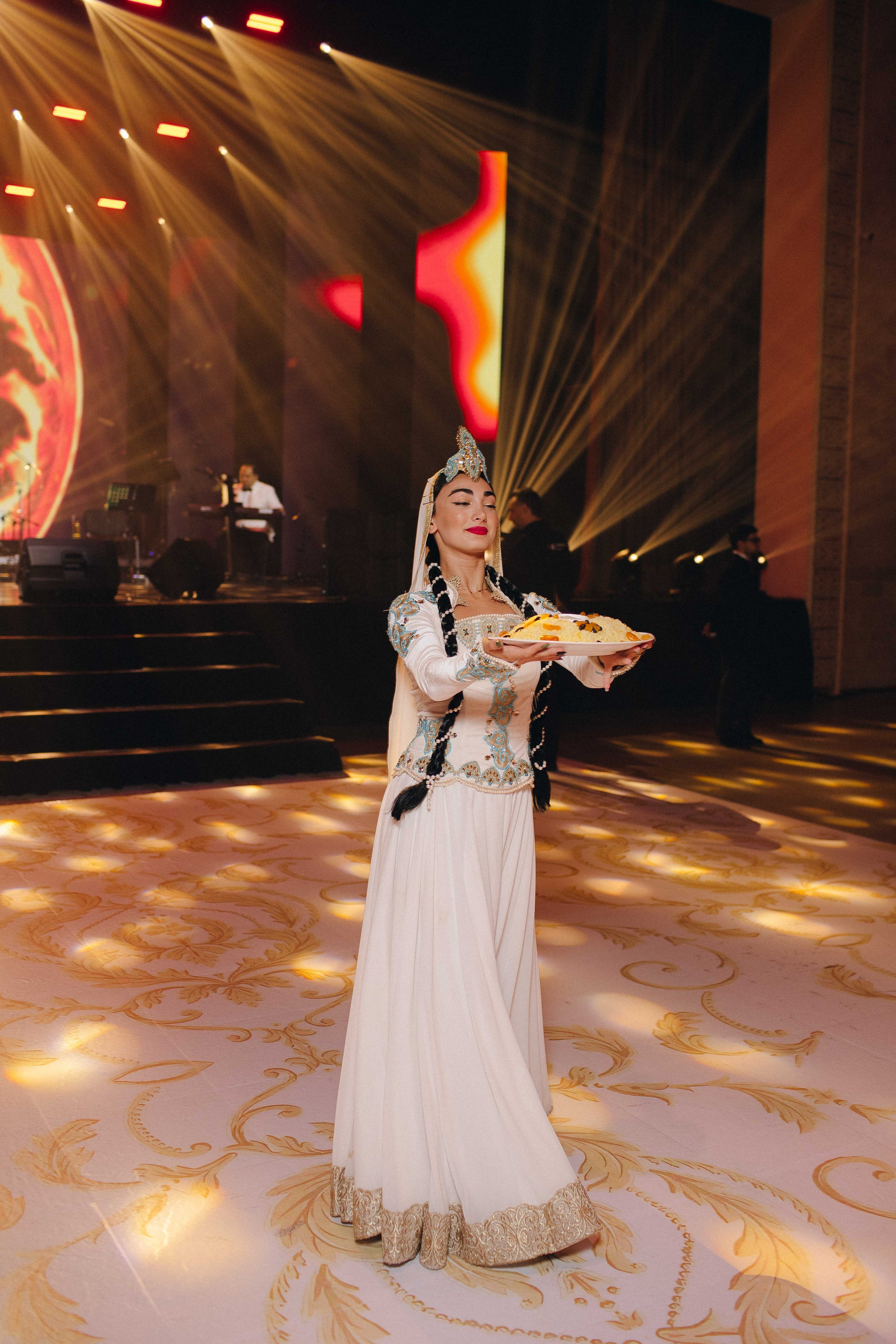 SIYAVUSH&FARIDA. Wedding&Event photographer Ismail Rzayev in Baku
