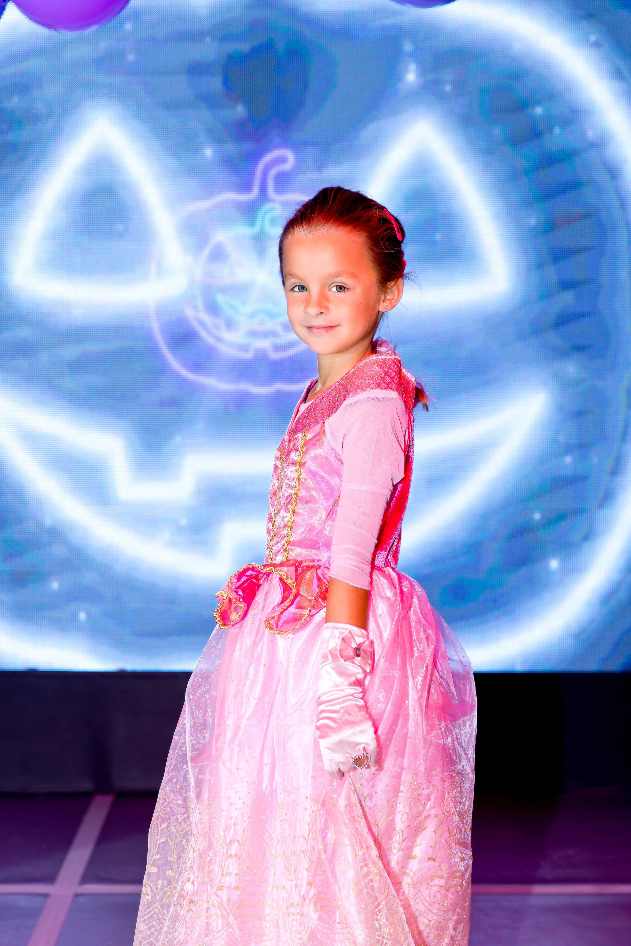 Halloween Vocal Art Studio. Photographer Julia Makoveeva