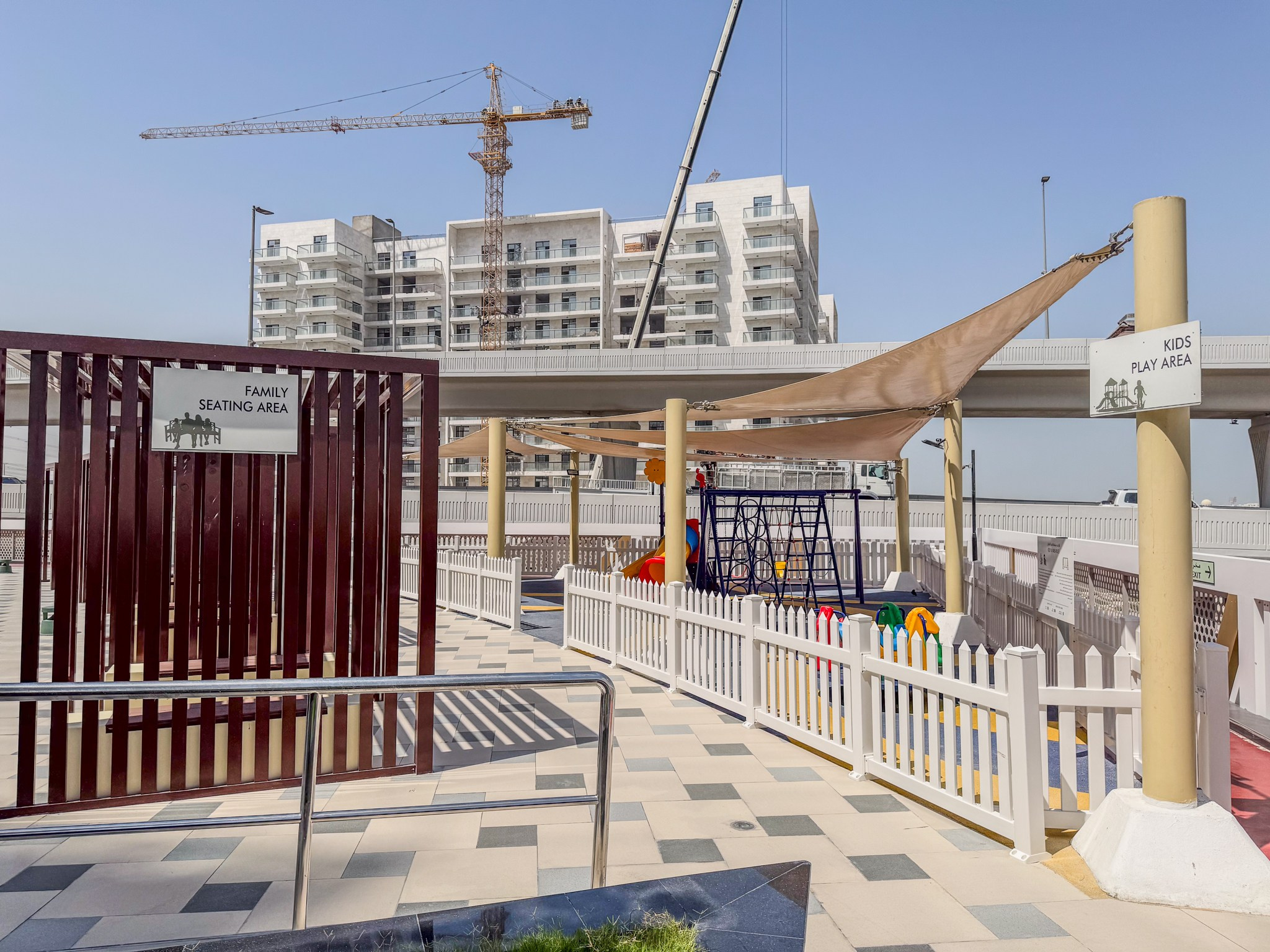 Gemz by Danube. Zakhar Leshkov Photo