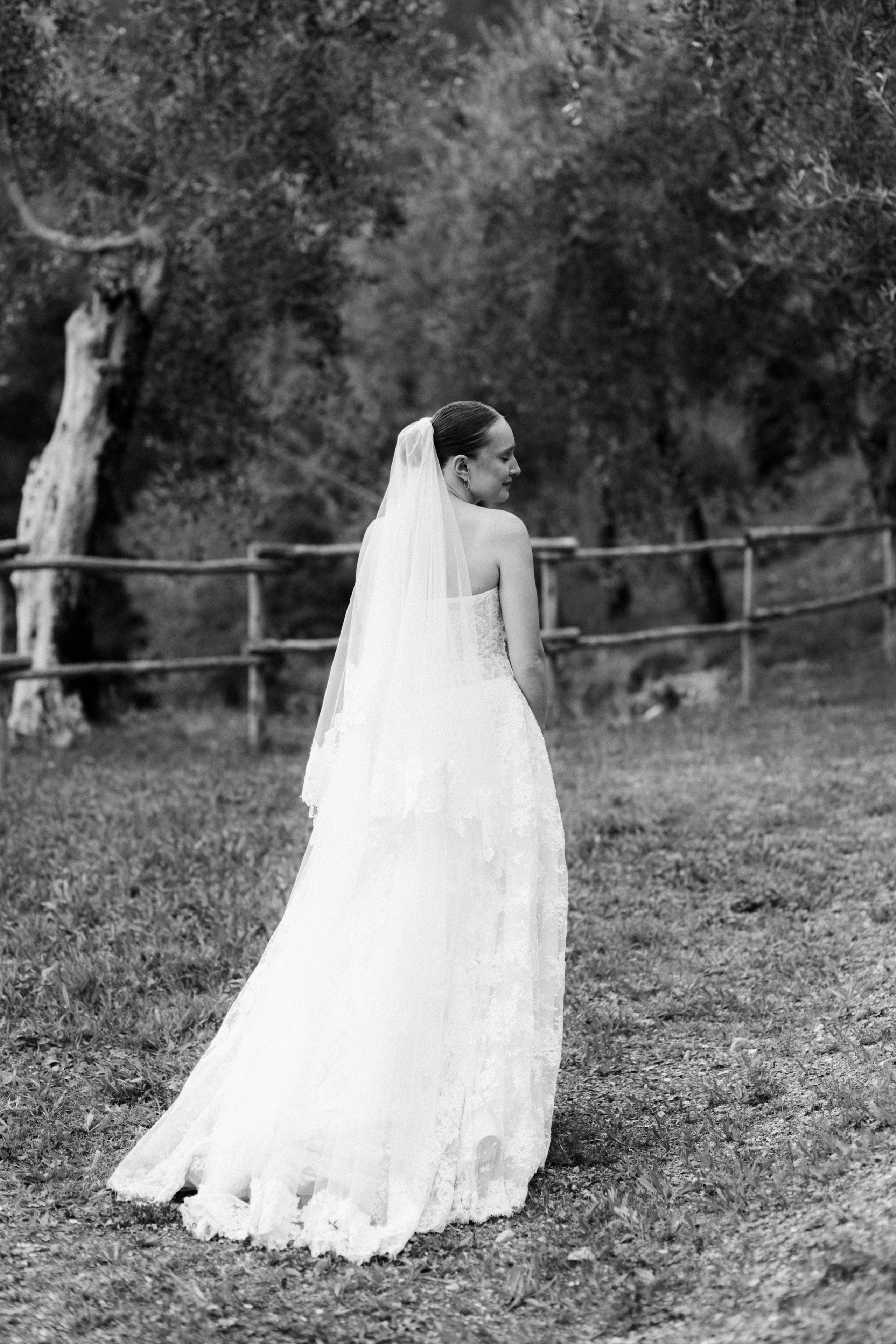 Romantic wedding in Limone sul Garda Italy