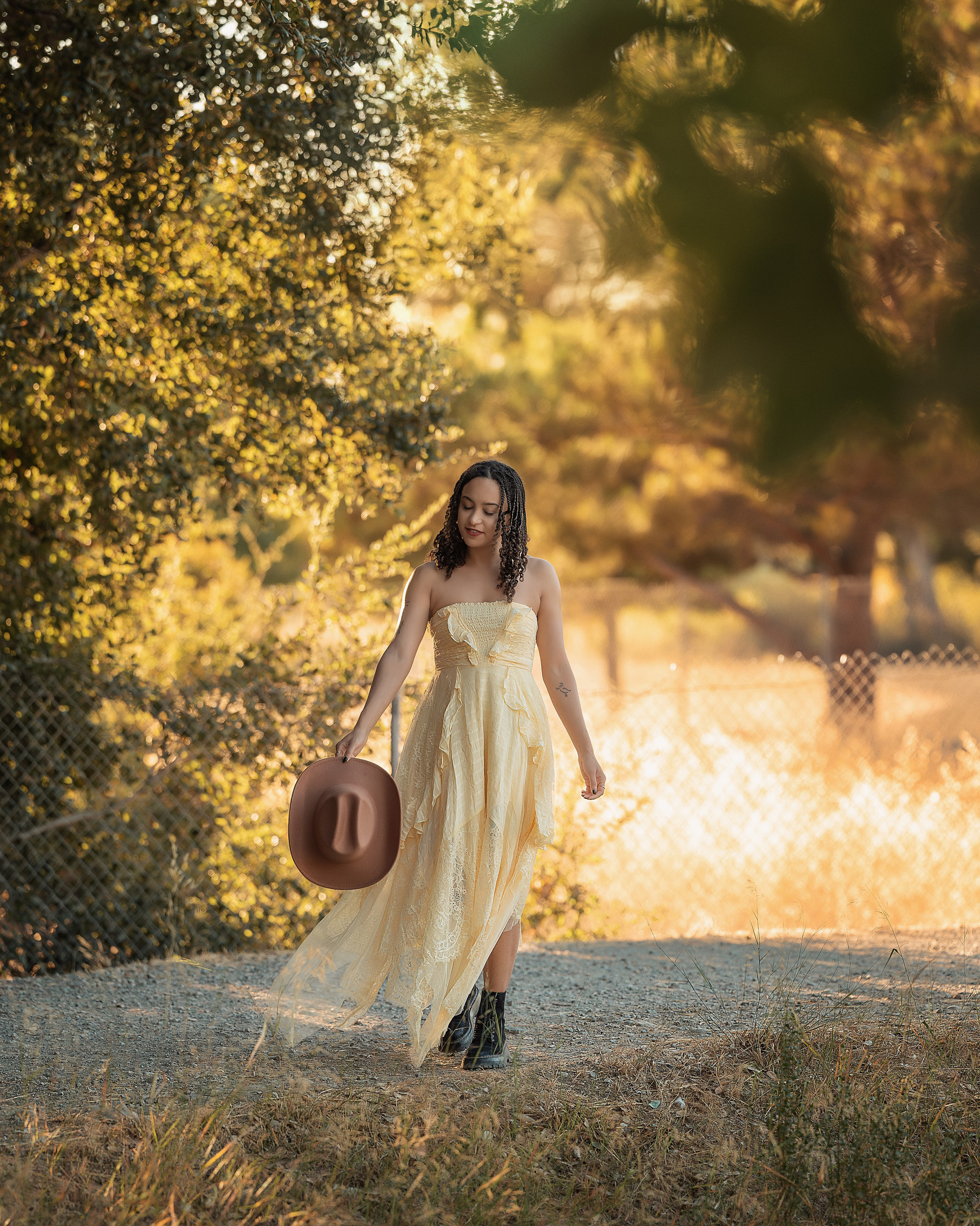 FEMALE PORTRAIT. Couples & Families photographer in Bay Area, San Jose, California