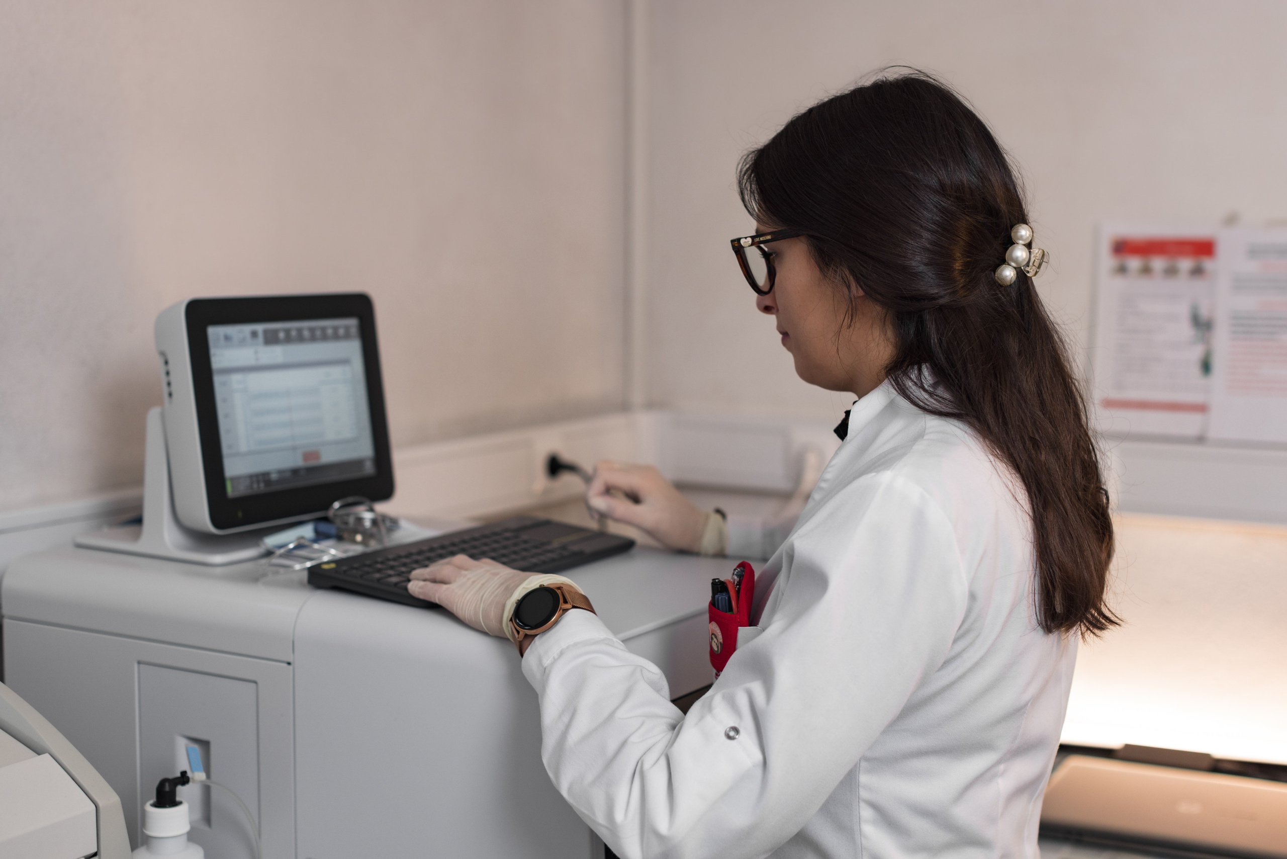 LABORATORIO. ESTUDIO DOZE