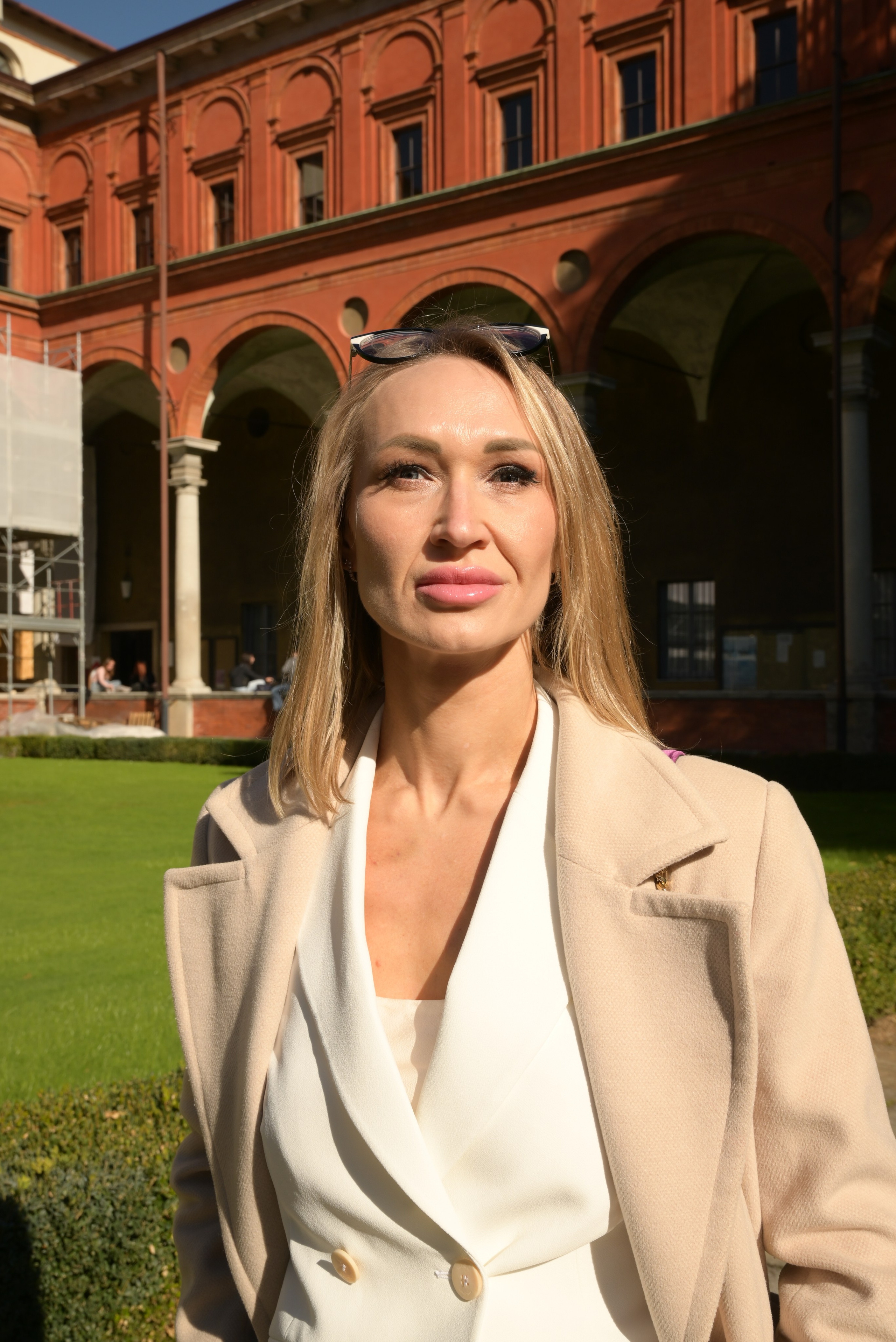 POLINA RITRATTO BUSINESS PSICOLOGO SPECIALIZZATO IN RELAZIONI