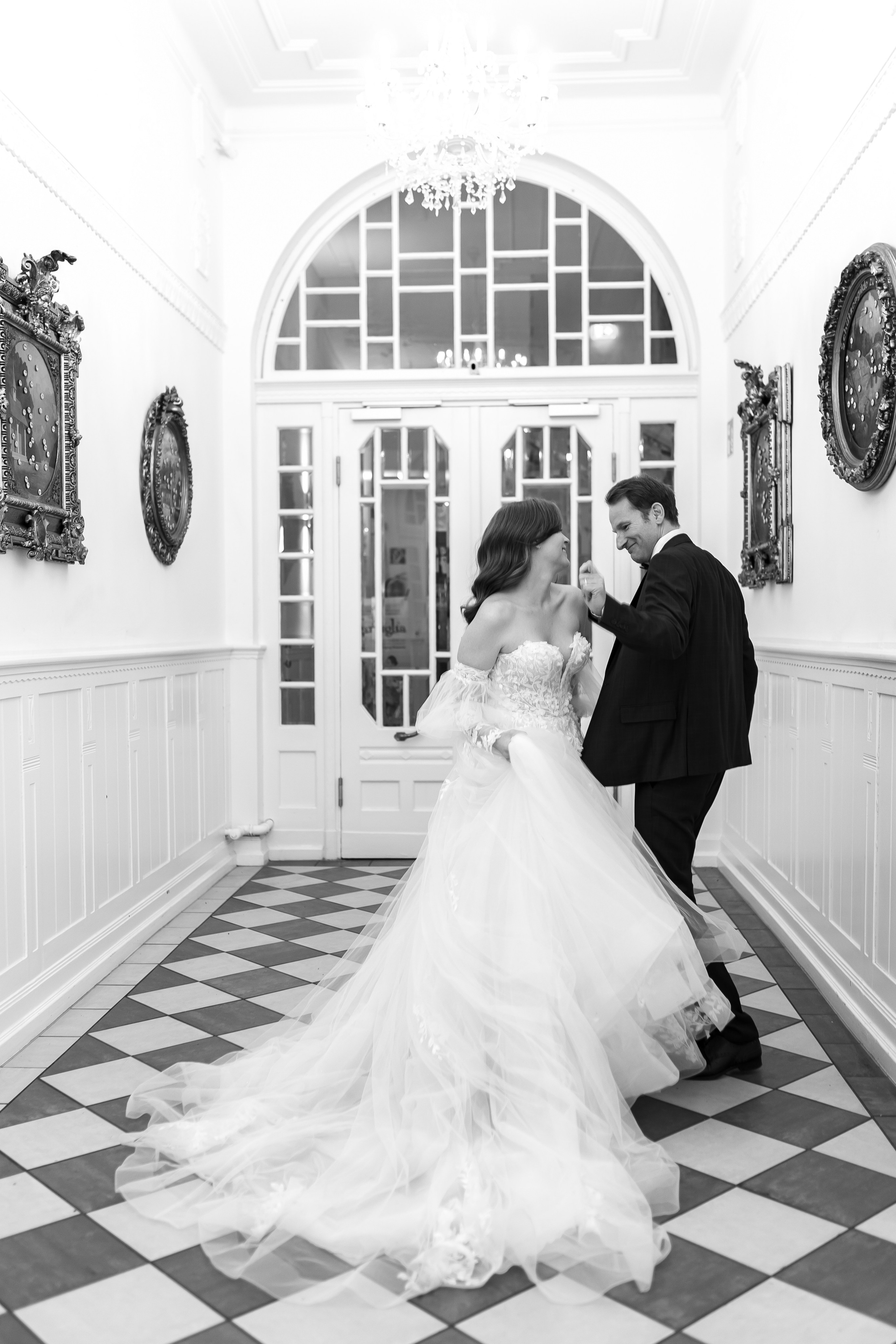 Märchenhafte Hochzeit in der Villa Schützenhof. Hochzeitsfotografie in Berlin Nataliia Schütze