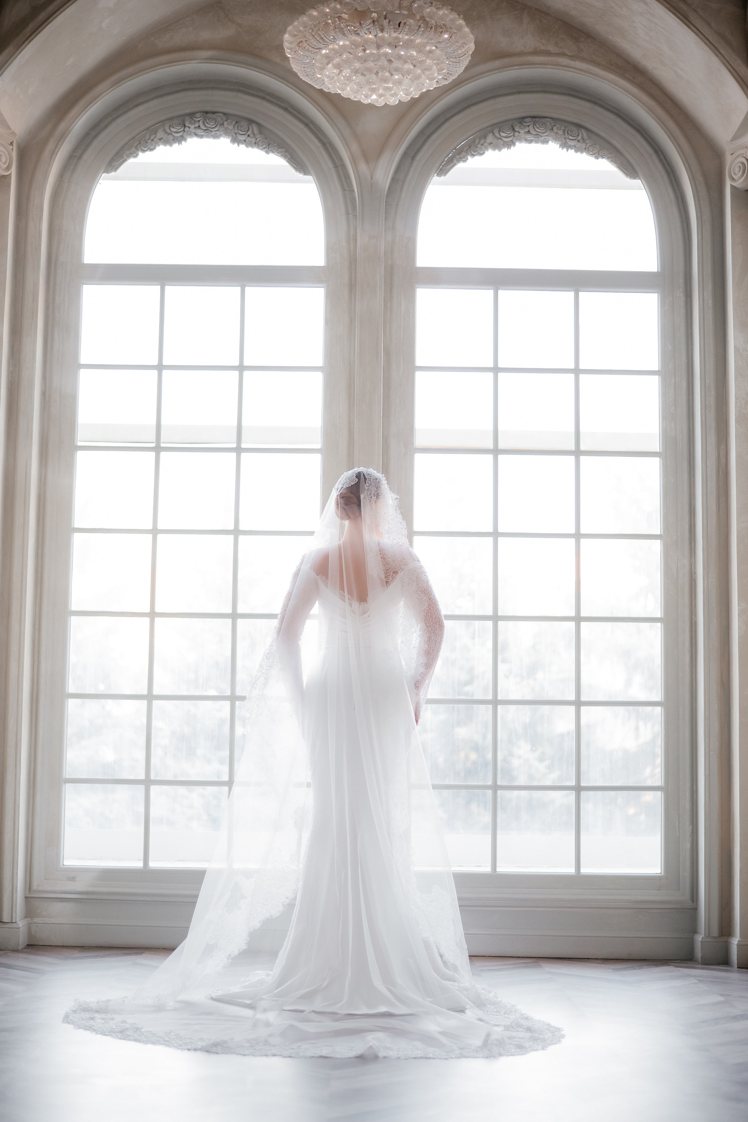 Bride Eliseea. Fotograf Cătălina Munteanu