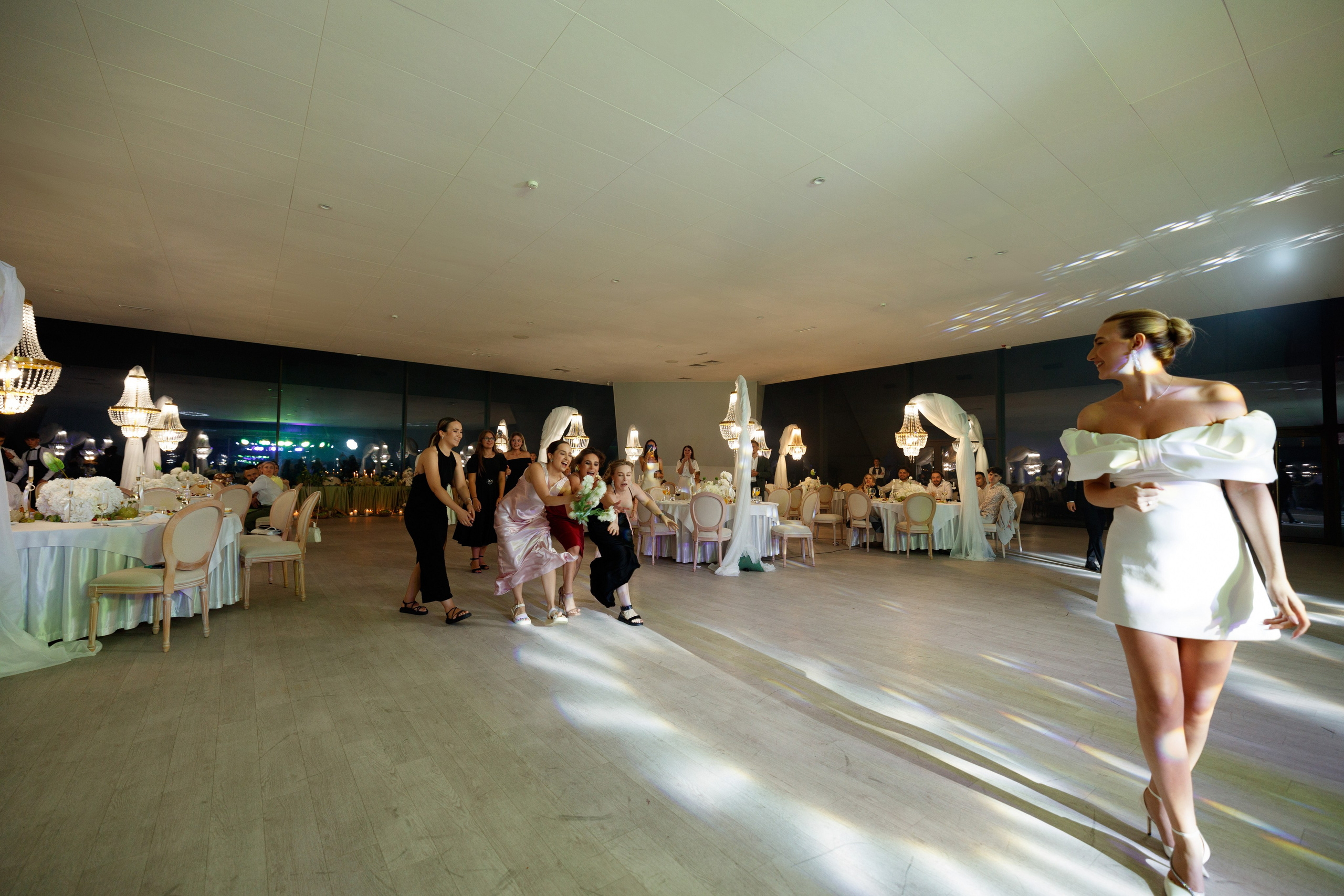 Liveriu & Tatiana | Fotografie de nuntă. Scarlat Photography