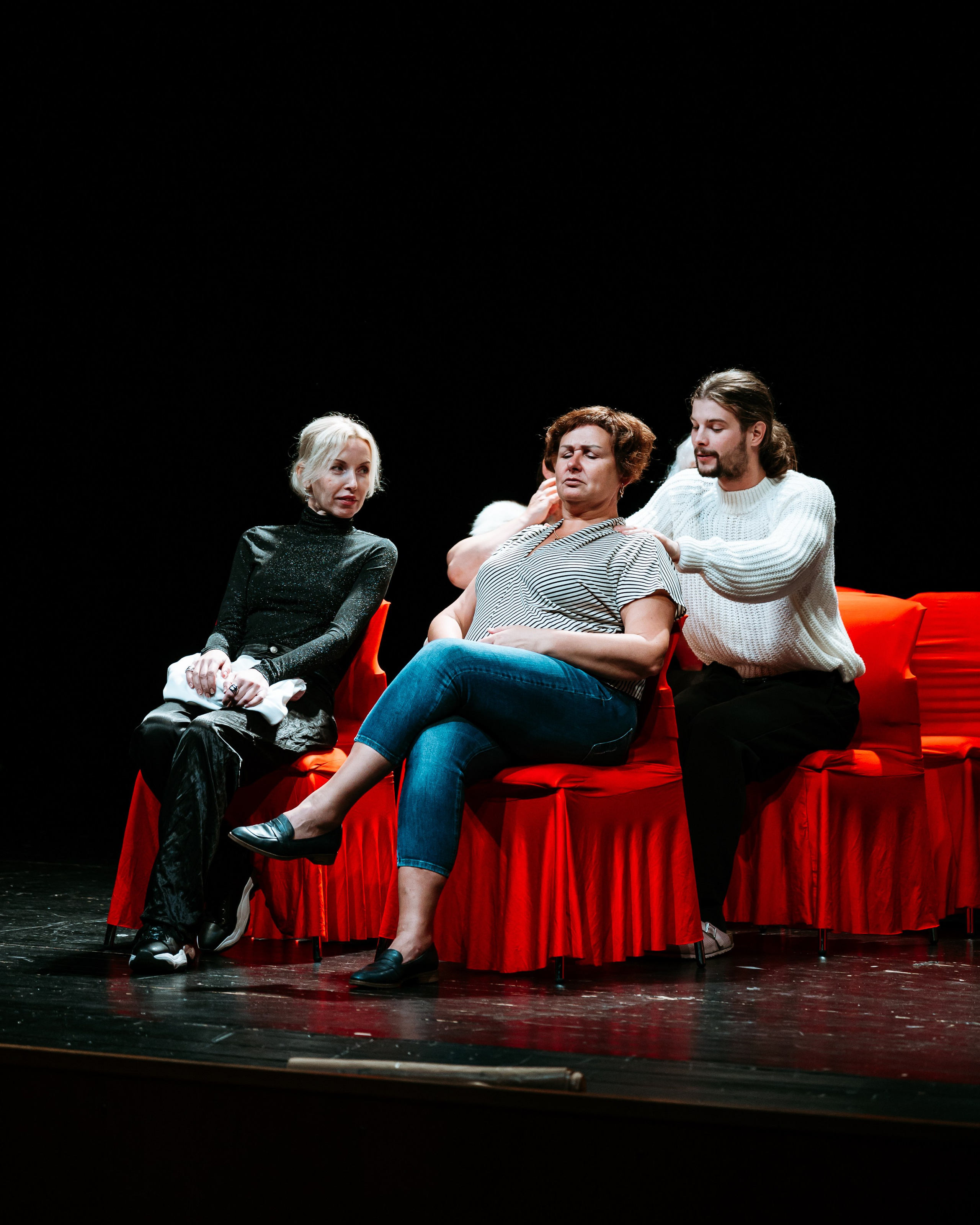 Garbo Teater „12 стульев“. Jelizaveta Gross - reportaaži- ja portreefotograaf Narvas