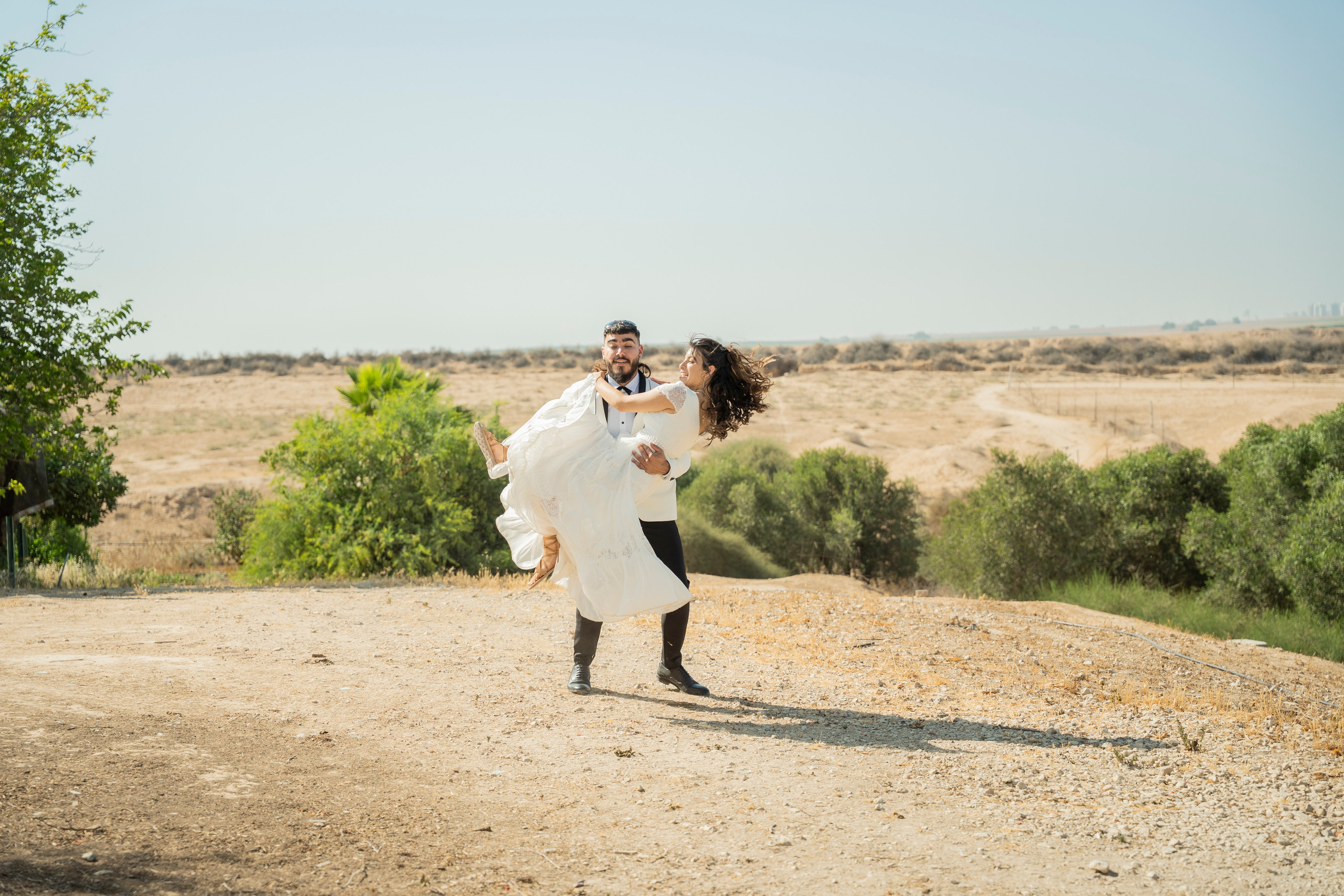 אביה ואחיה. יוסף מזרחי צילום חתונה, ברית וזוגיות. צלם מקצועי שאוהב להוציא אתכם הכי יפים ברגעים הכי מרגשים