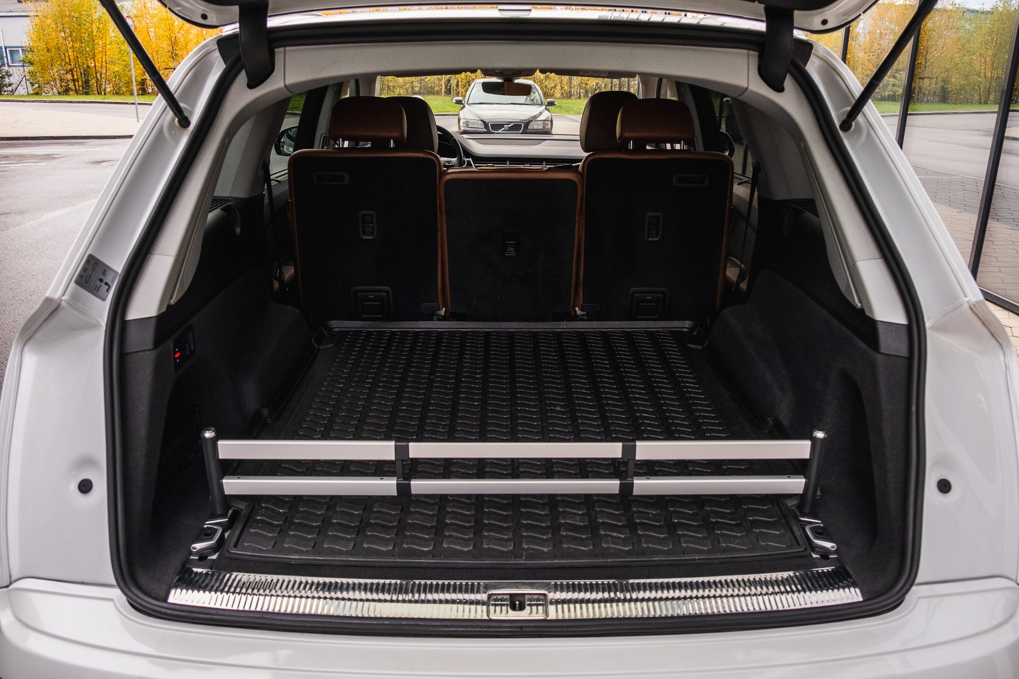 AUDI Q7. LOHA VISUALS — AUTOMOTIVE PHOTOGRAPHY