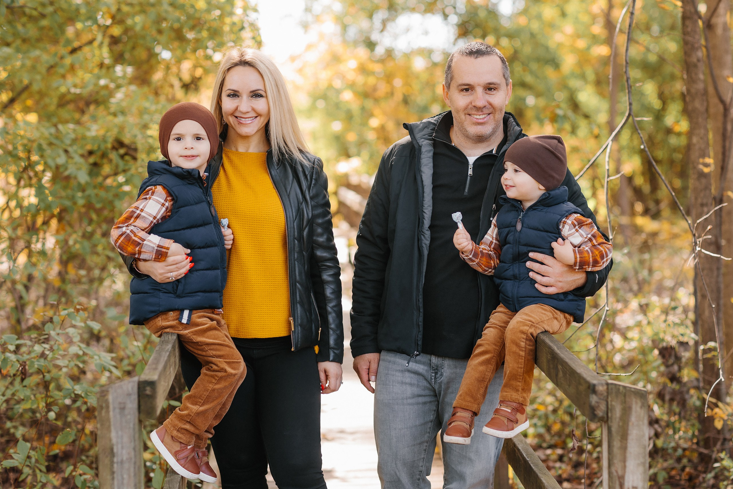 10.21.23 Family Photoshoot. Wedding family event photographer in Chicago Nick Yushevich