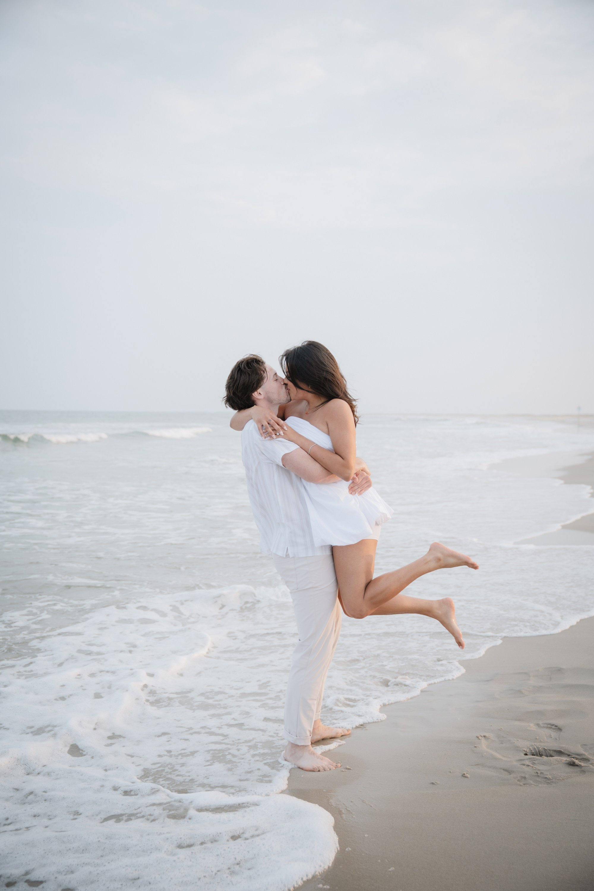 Engagement photoshoot on the Atlantic City beach. Portrait and wedding photographer in New York
