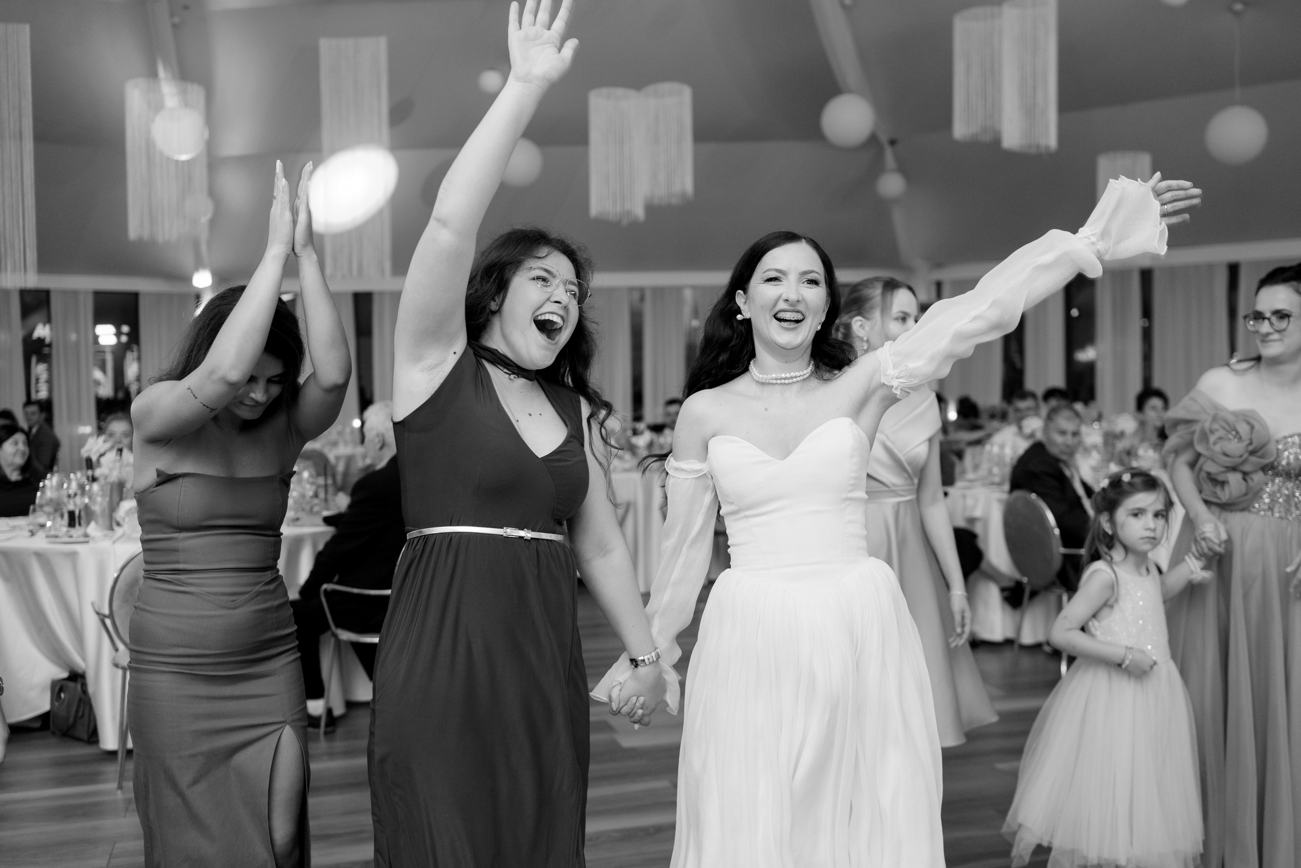 Alina + Gabriel | Liria. Proud Vision Weddings | Wedding Photography & Films — Servicii profesionale Foto Video Nunta Iasi