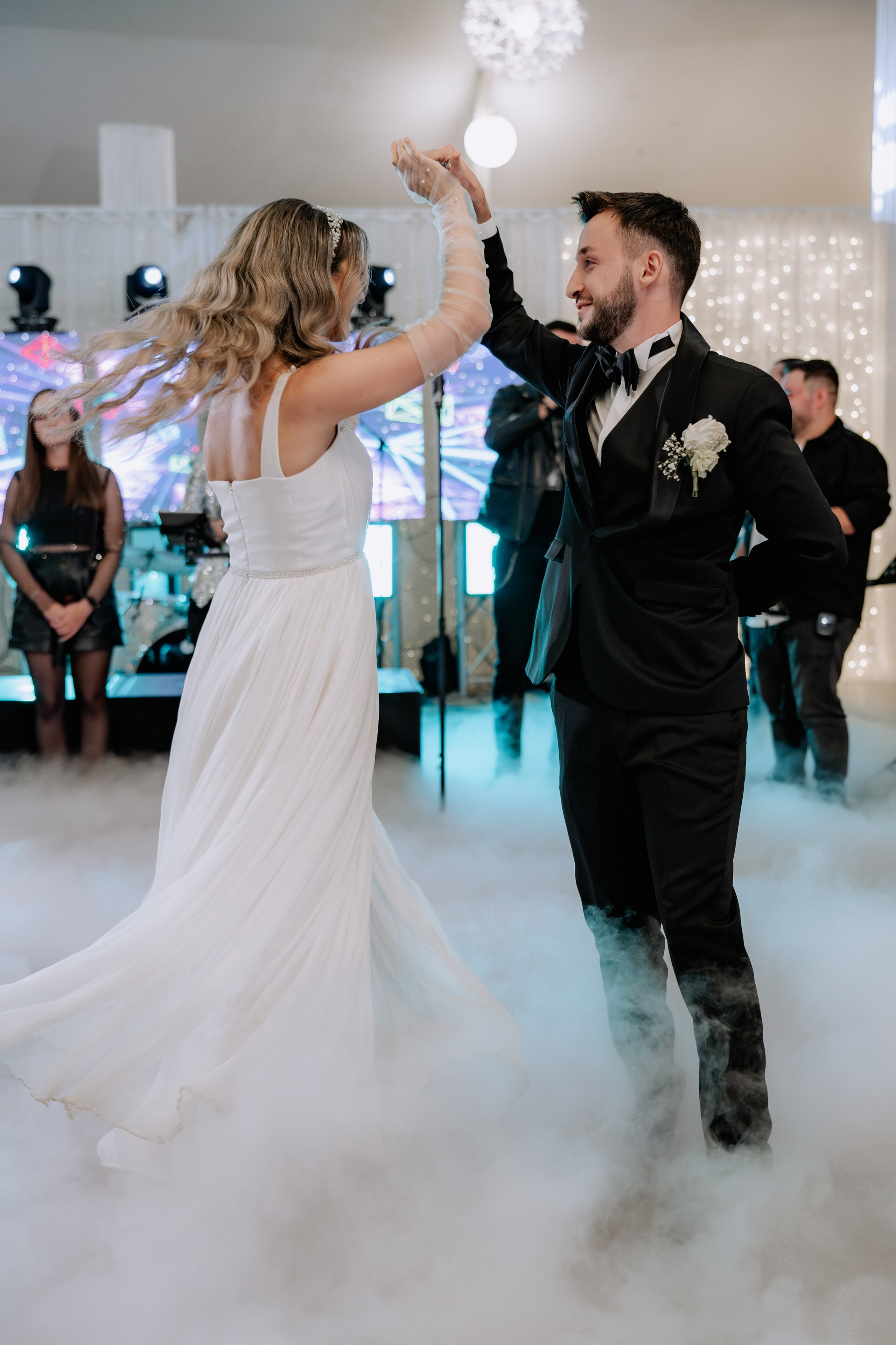 Madalina + Cosmin | Wedding day. Proud Vision Weddings | Wedding Photography & Film — Servicii profesionale Foto Video Nunta Iasi