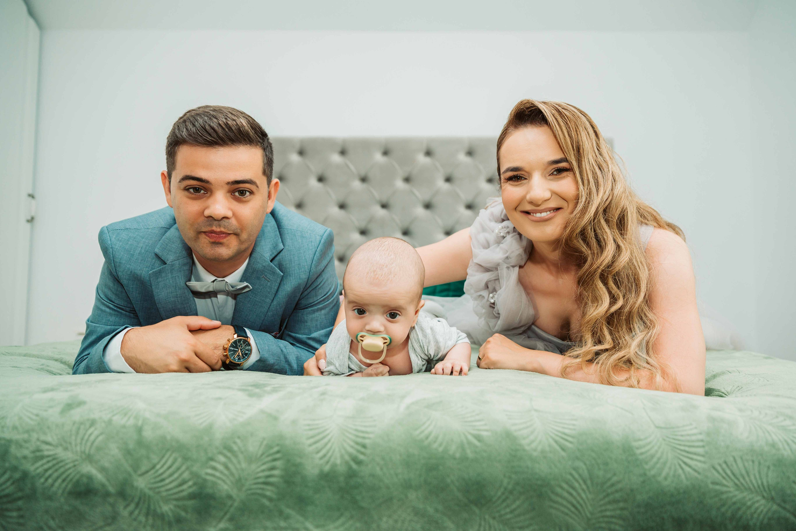 Botez Patrick. Contrast Studio