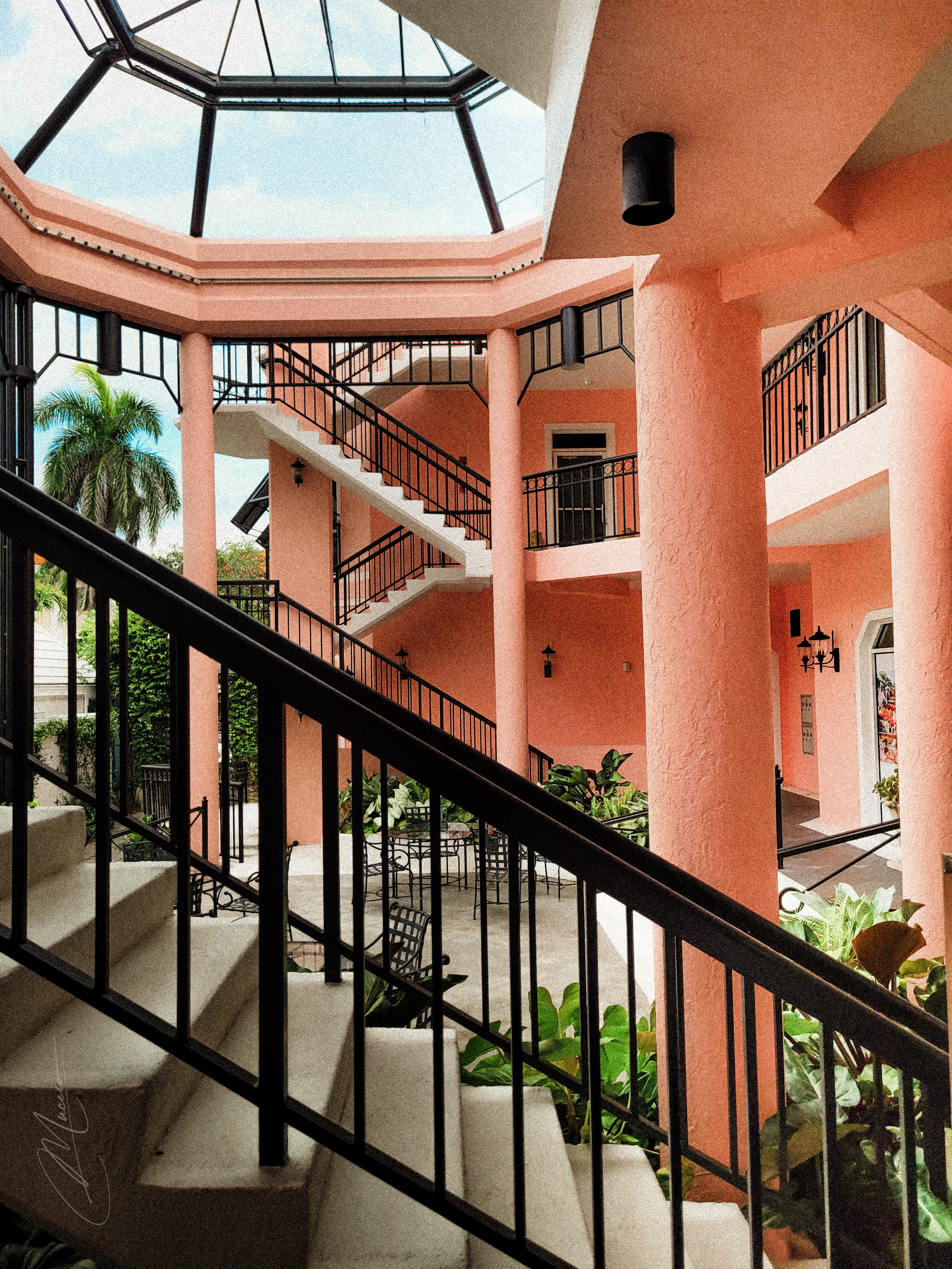 Aqualane. Out and About 239