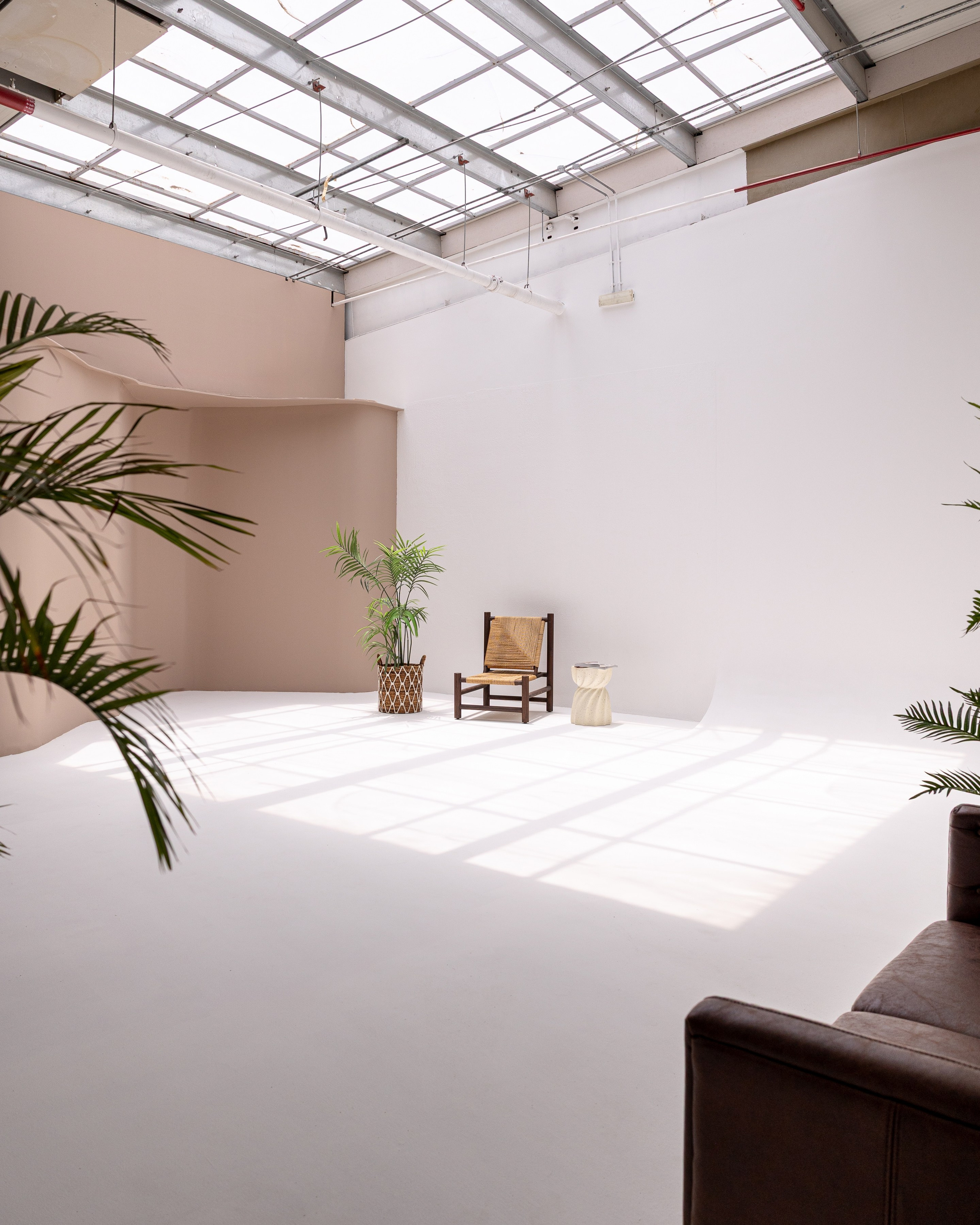 Rental. Sky Zone. Textured walls and Natural light on cyclorama. Photo and video production in Dubai UAE