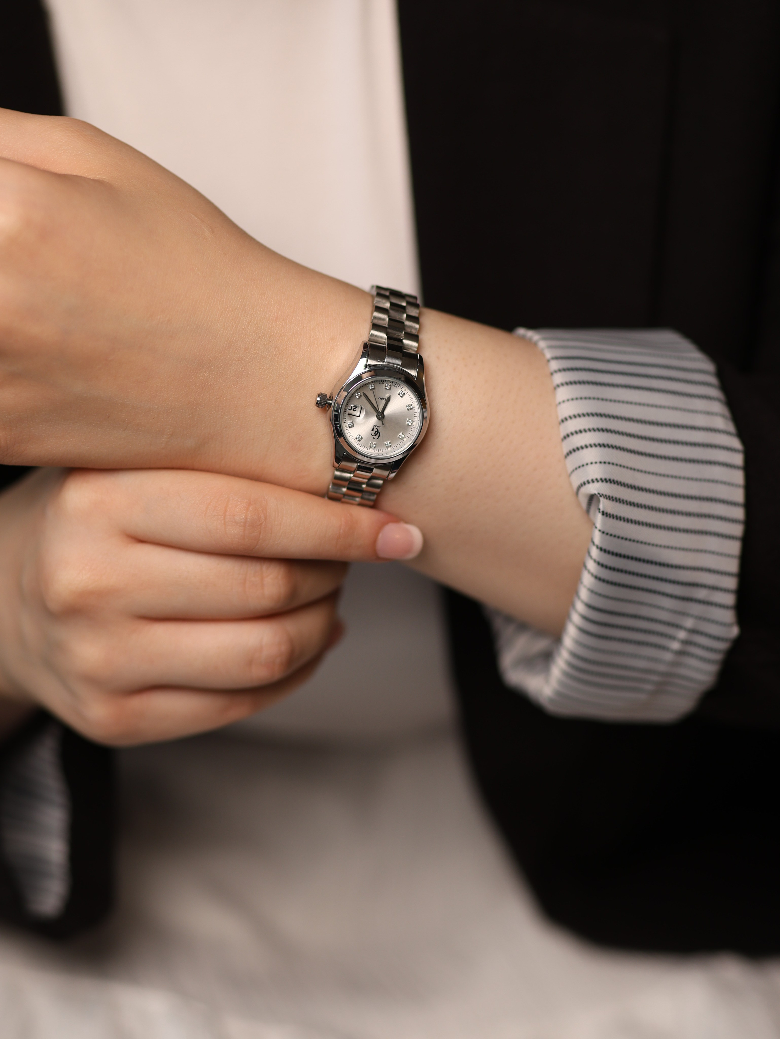 Fashion & Product. Lu’jain’s Studio| Female Wedding, Maternity & Lifestyle Photographer London, UK