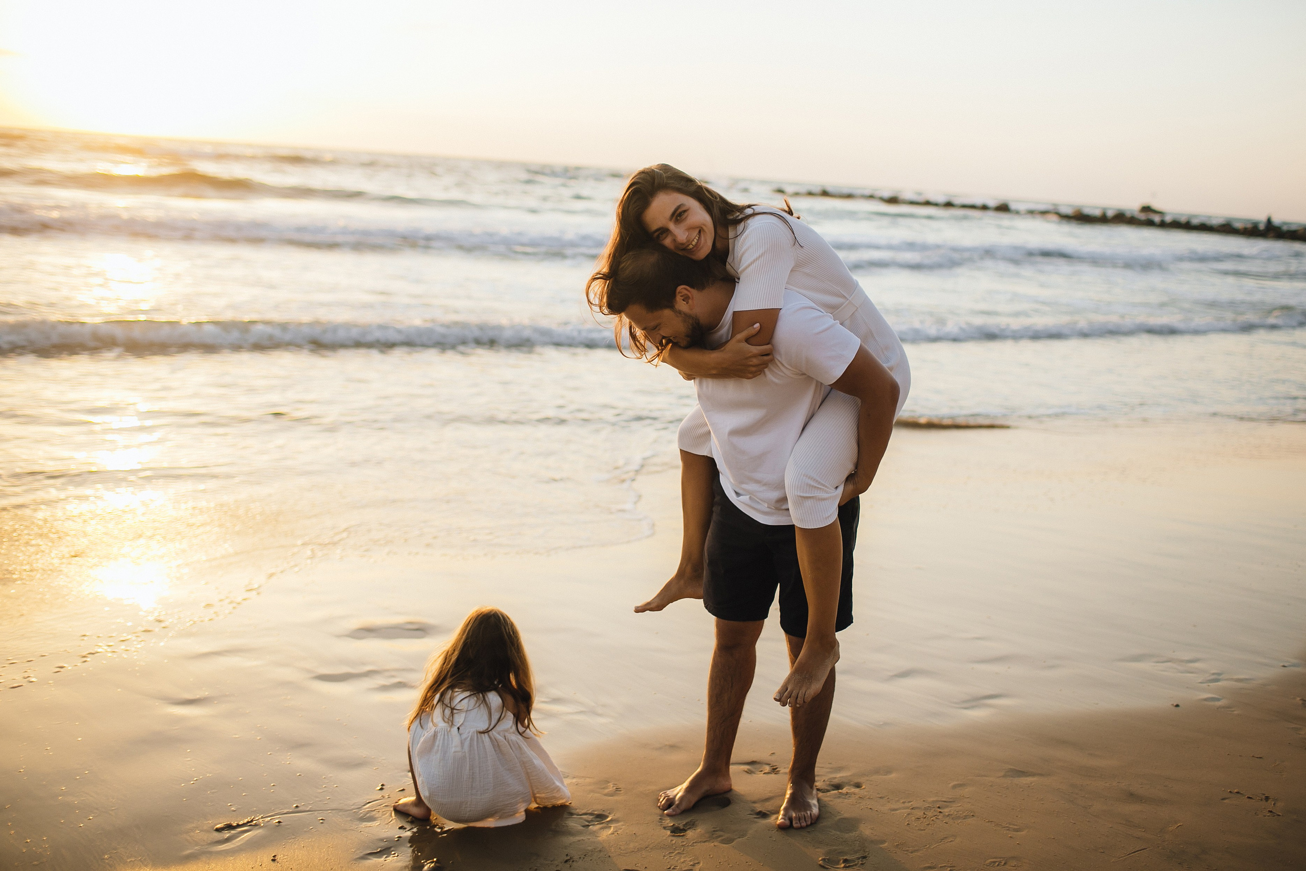 Bat Yam beach. Family photographer in Israel