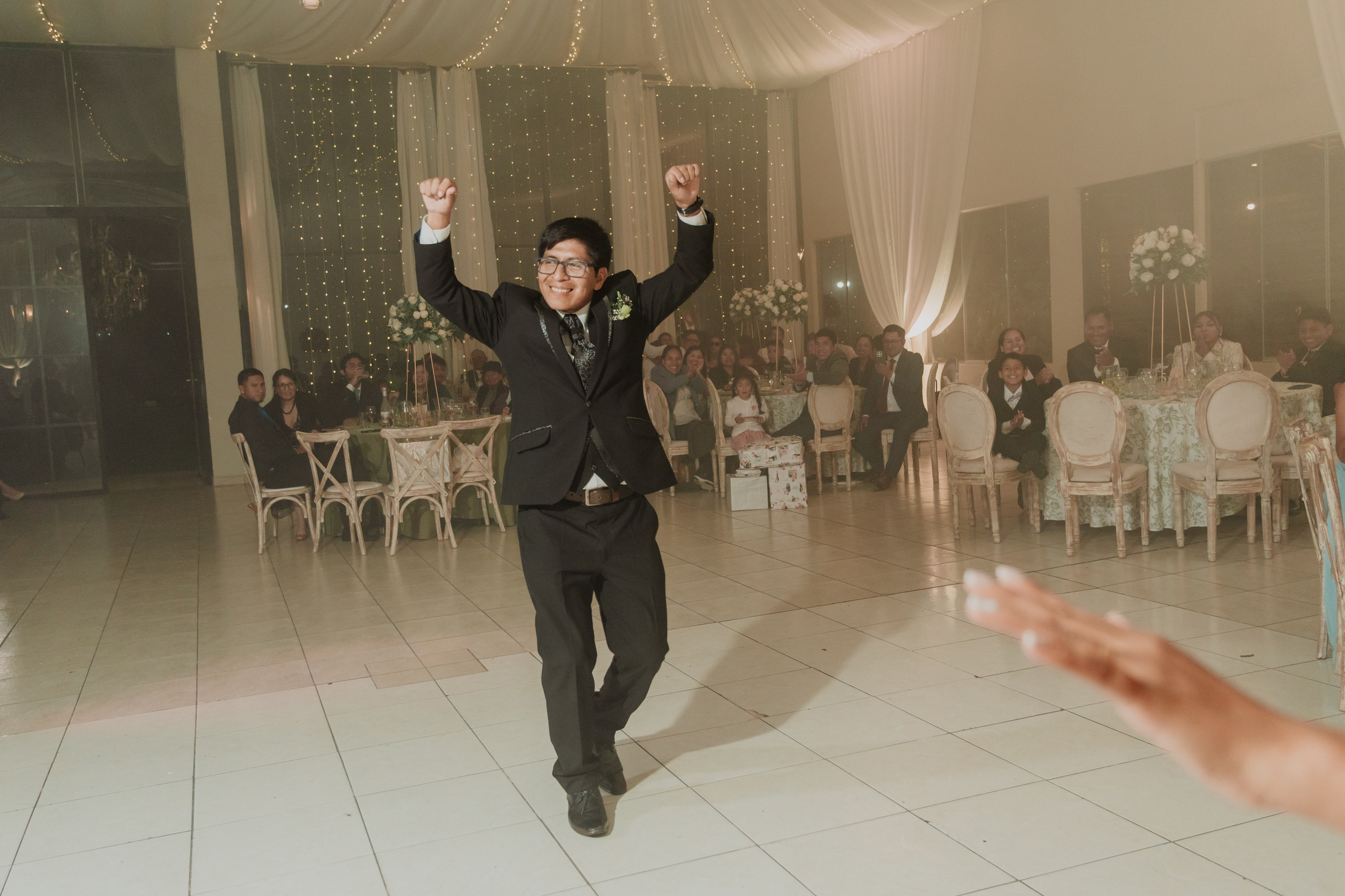 FERNANDO + MARIBEL | BODA RELIGIOSA. Studio KVTA | Fotografía y Video de Bodas en Arequipa