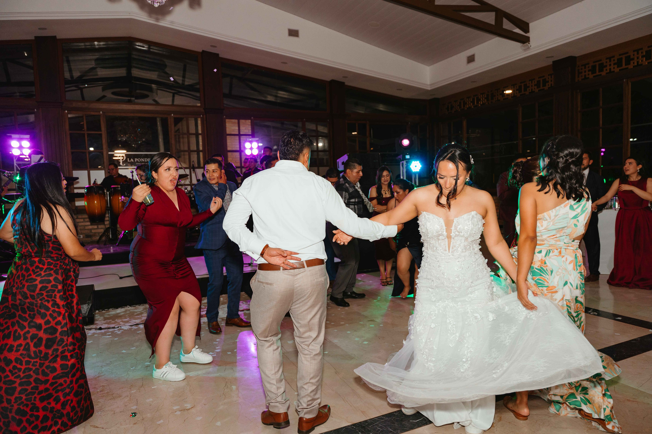 Karol y Jairon. Fotógrafo de bodas en Loja Ecuador | Piero Alvarez PH