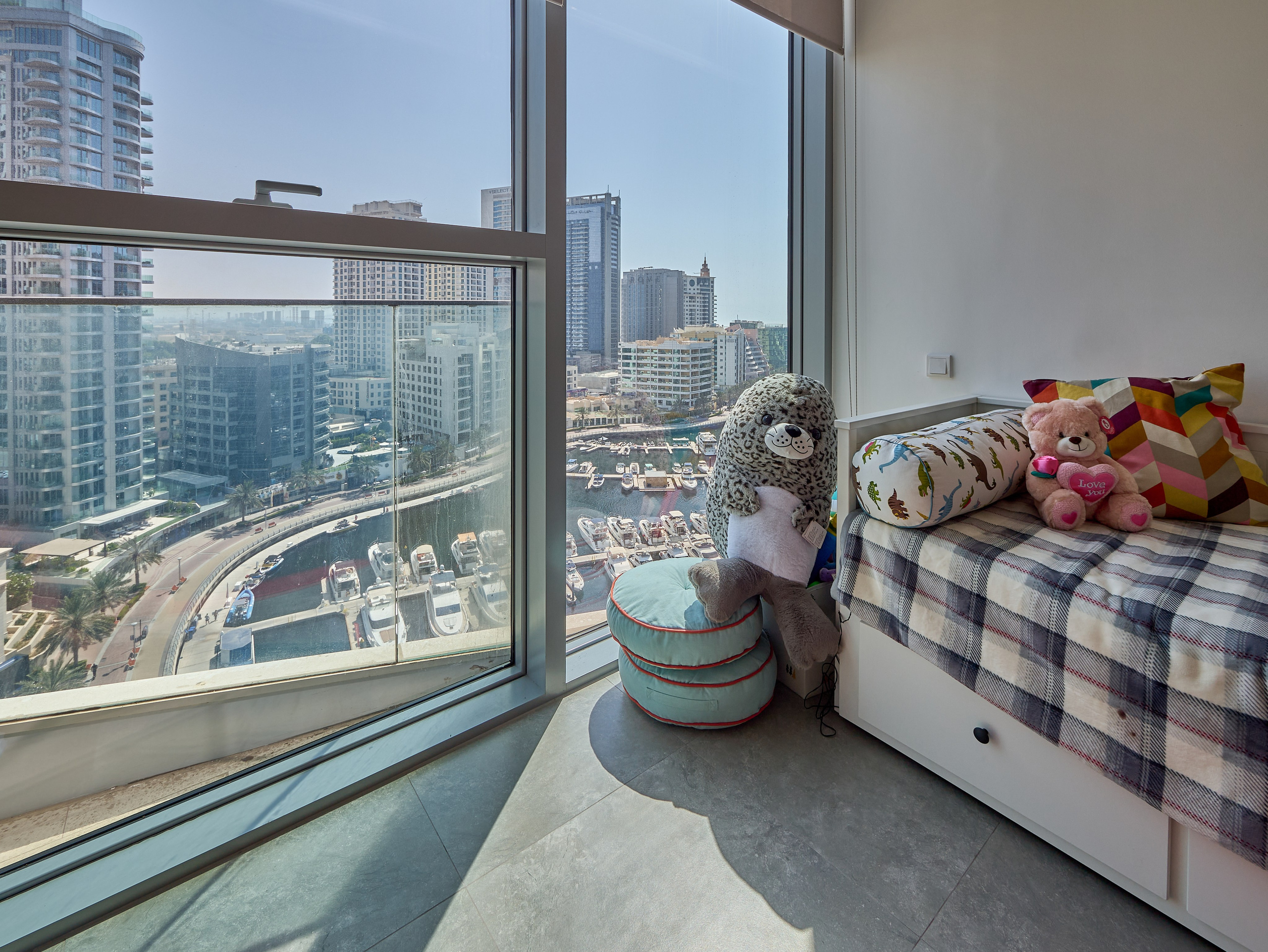 Dubai Marina Apartment — Real Estate Photography. Hotel Photographer in Dubai — Interiors & Commercial by Oleg Novikov