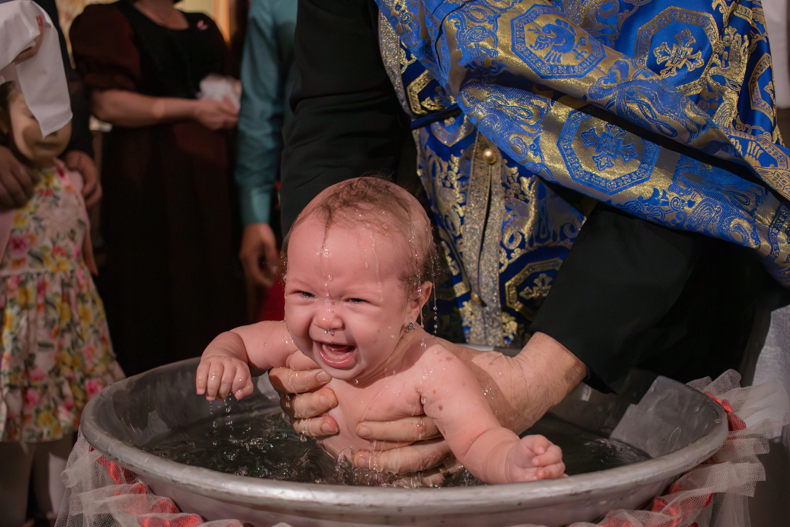 Iris. Fotograf si videograf — evenimente si studio