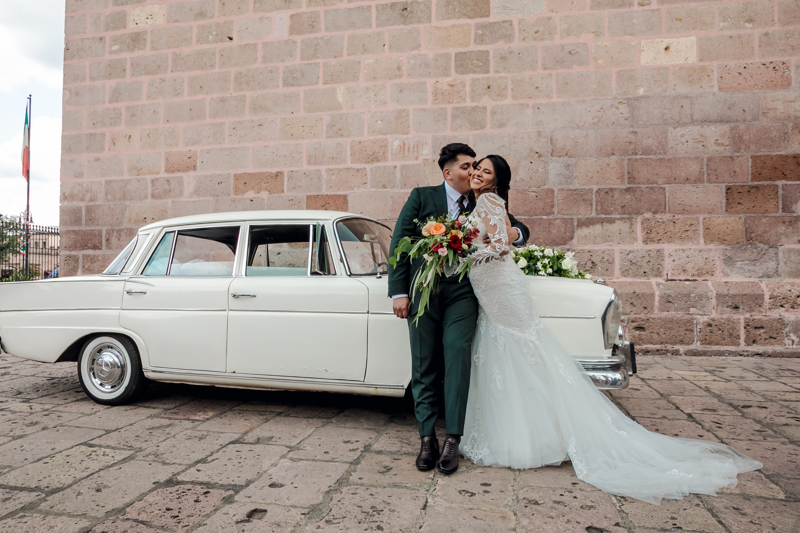 WEDDING PHOTOS. Wedding Photographer and Filmmaker in Guadalajara Mexico Abraham Linares