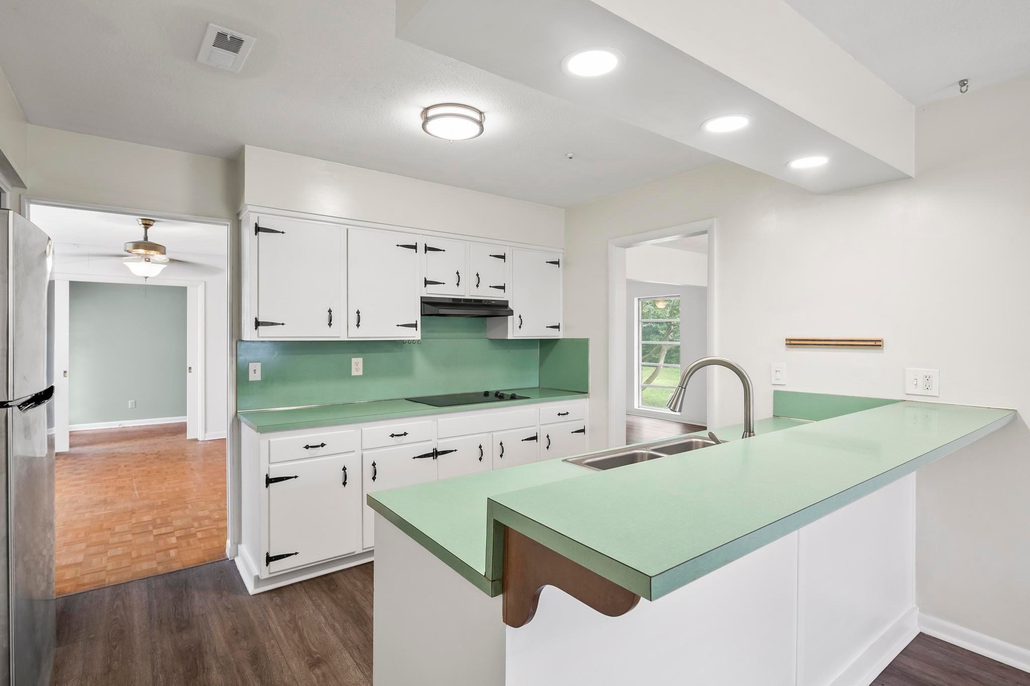 Carlotta Rd W, Jacksonville Fl 32 211