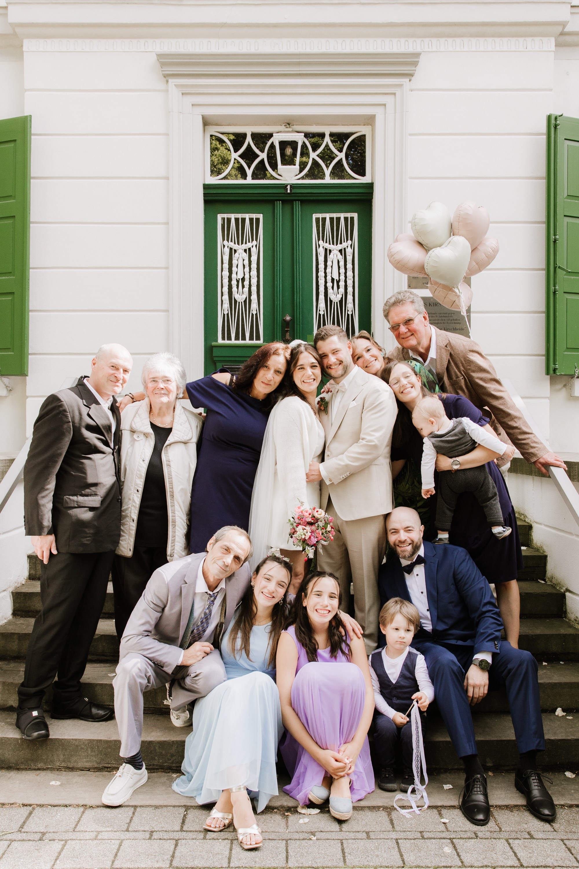 Gruppenfotos auf der Hochzeit: Tipps für authentische Erinnerungen