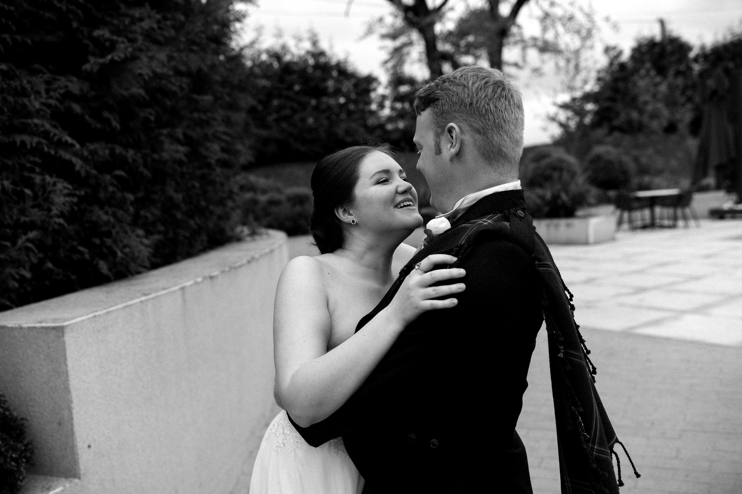 Wedding photos. Portrait and Family photographer based in Larkhall Scotland