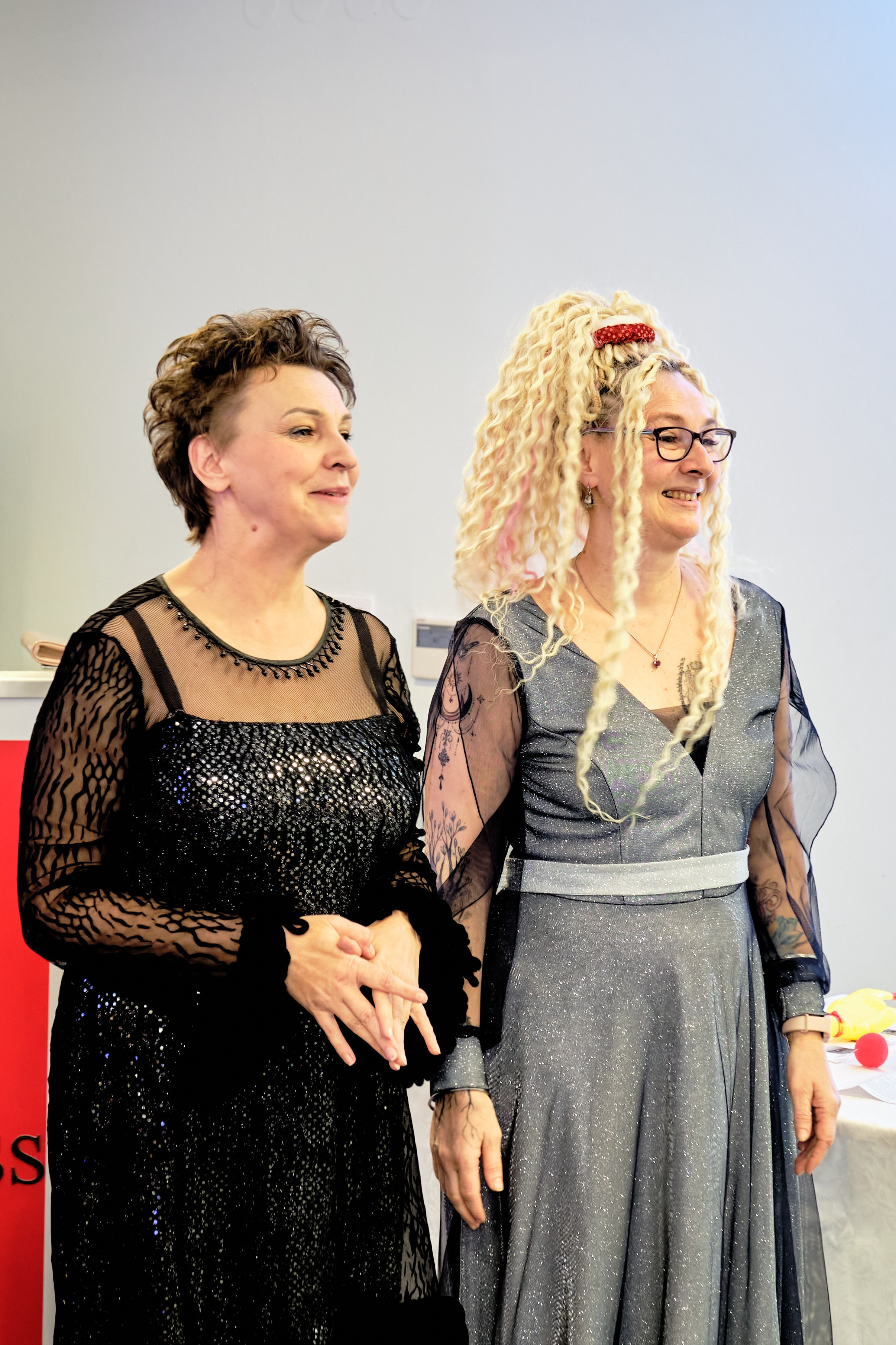 Фоторепортаж з благодійного Новорічного балу у Чорногорії. Портретний фотограф Альона Новгородцева