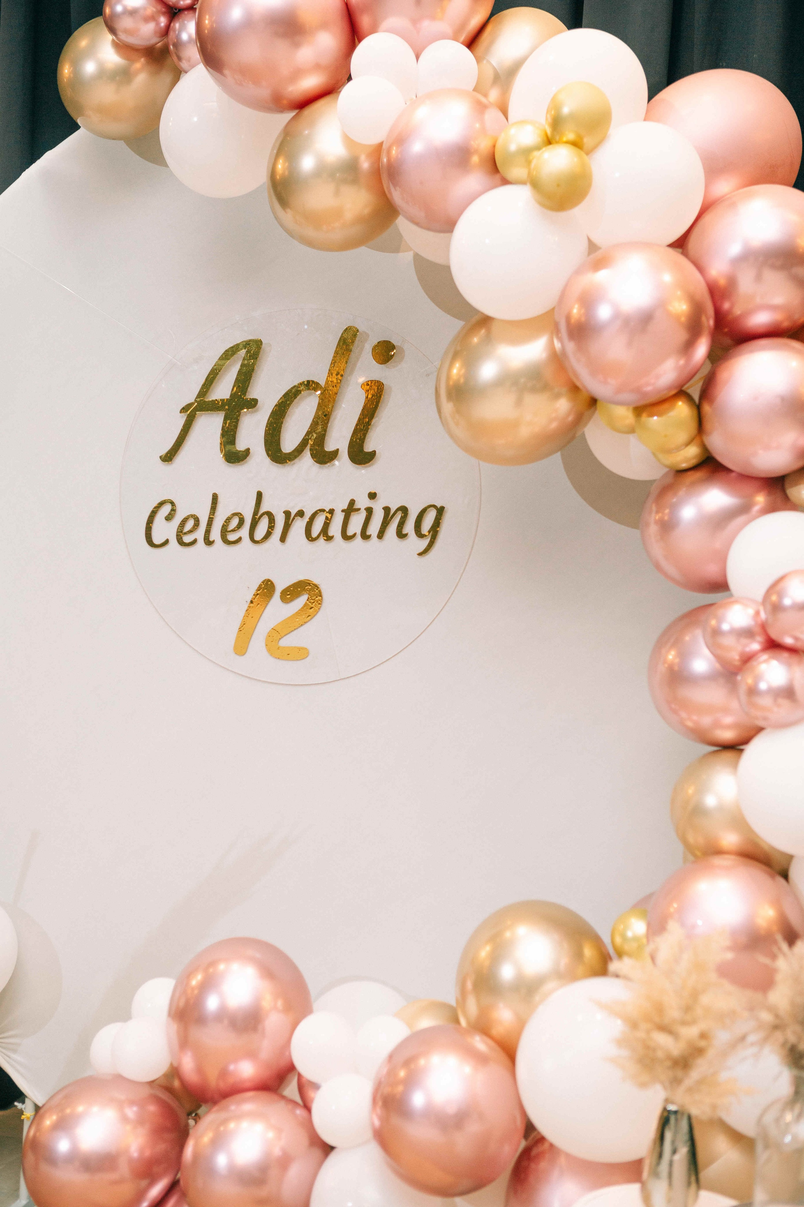 PARTY WITH FRIENDS. Https://shi-photo.com/