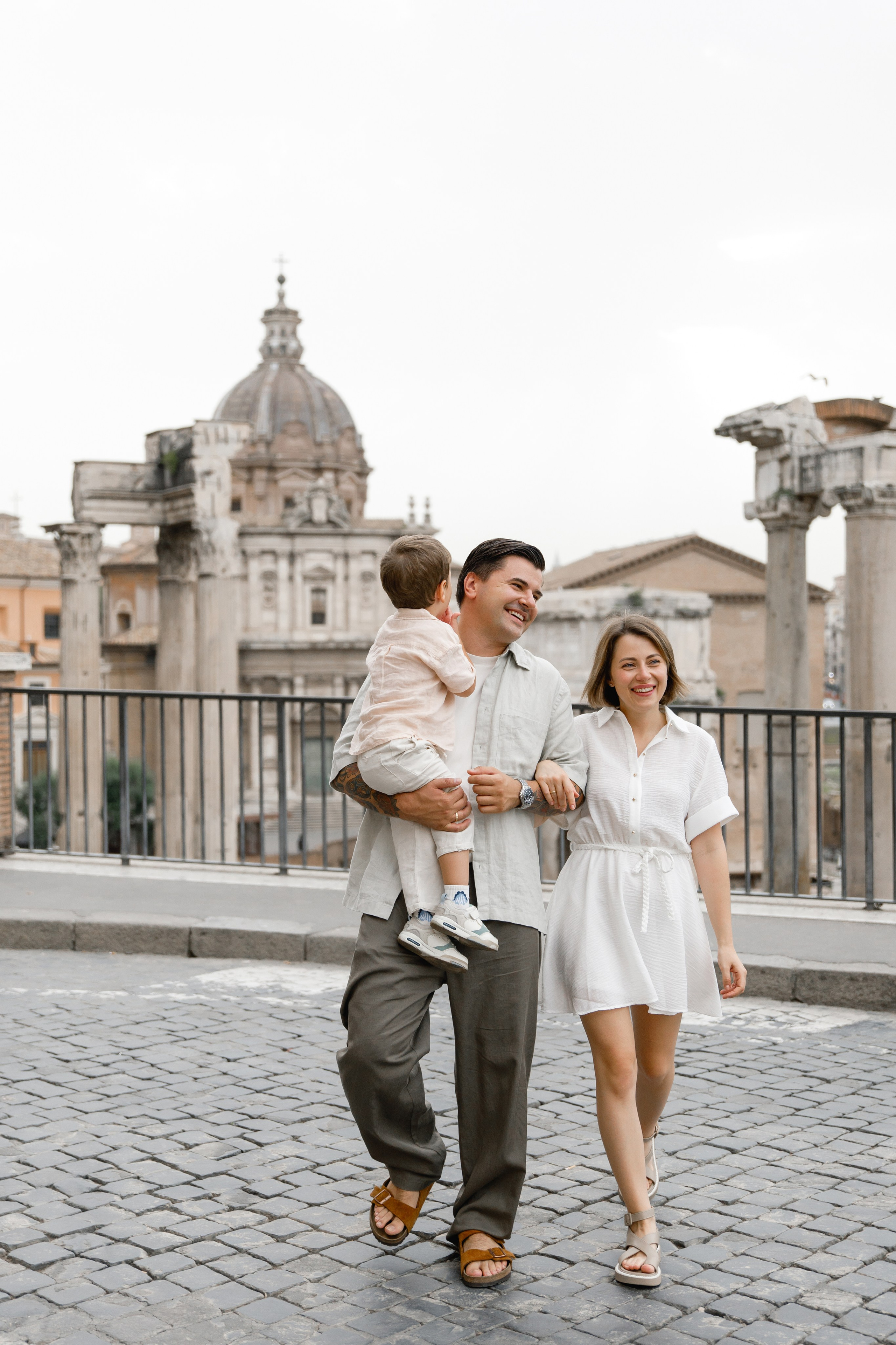 Wedding photographer Italy Rome, Tuscany, Lake Como, Sicily, Puglia. Wedding Photographer Rome Tuscany Como Sicily Puglia Amalfy Italy- Oksana Savenchuk