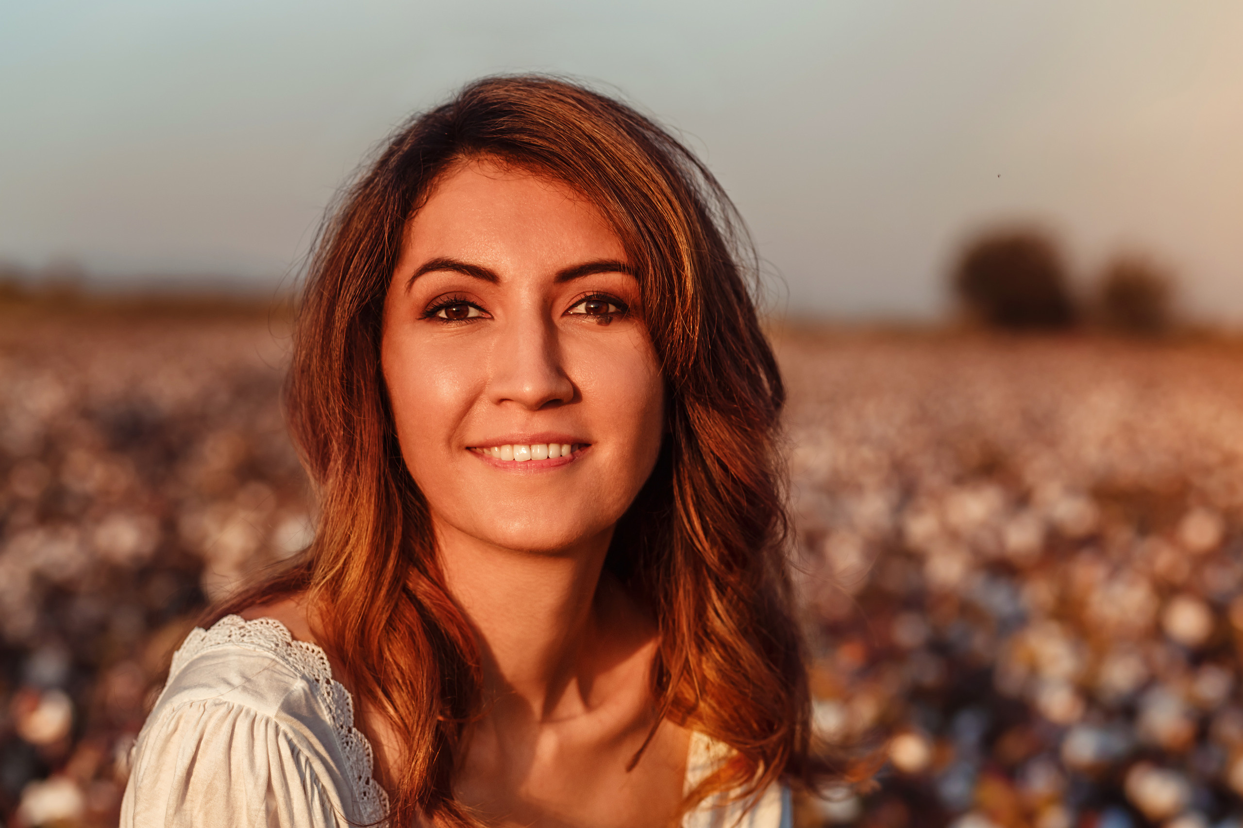 Pamuk tarlasında kişisel fotoğraf çekimi