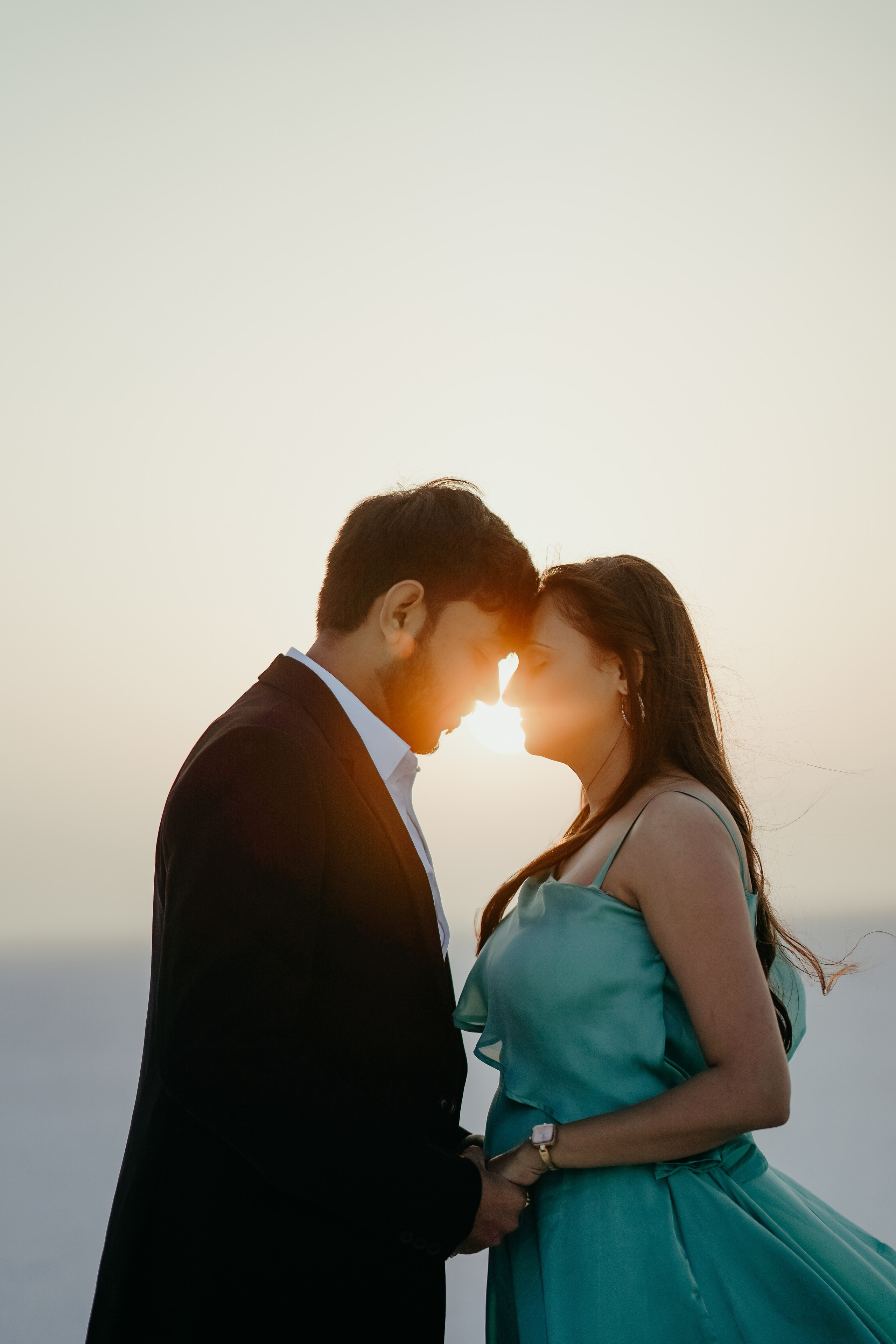 COUPLE SESSIONS. Love Emotions Weddings