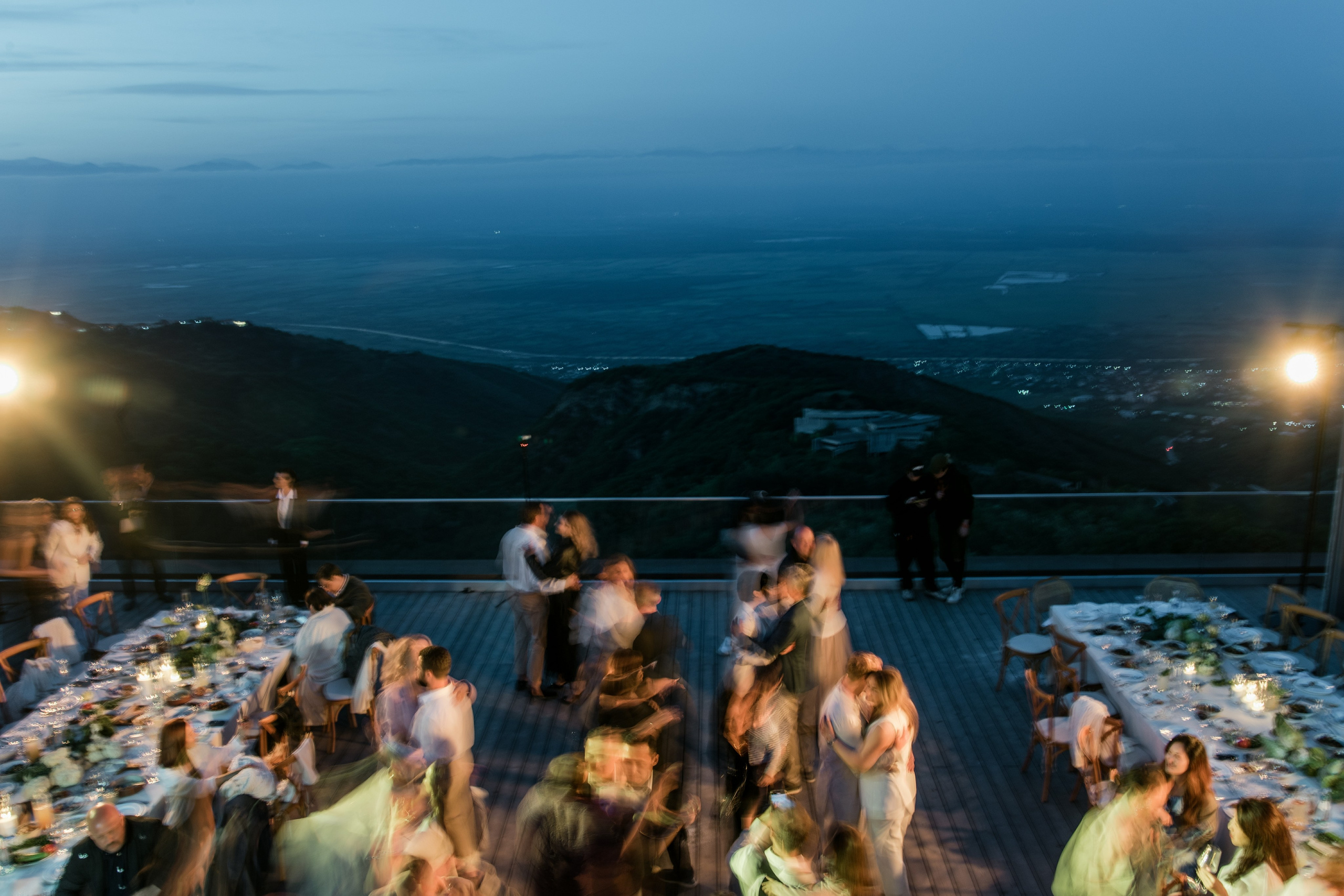 Свадебный фотограф Макс Коваленко. Портфолио фотографа в Грузии, Армении и ОАЭ. Свадебные фотографы в Грузии, Армении. Макс Коваленко и Лара Татосян. Свадебный видеограф