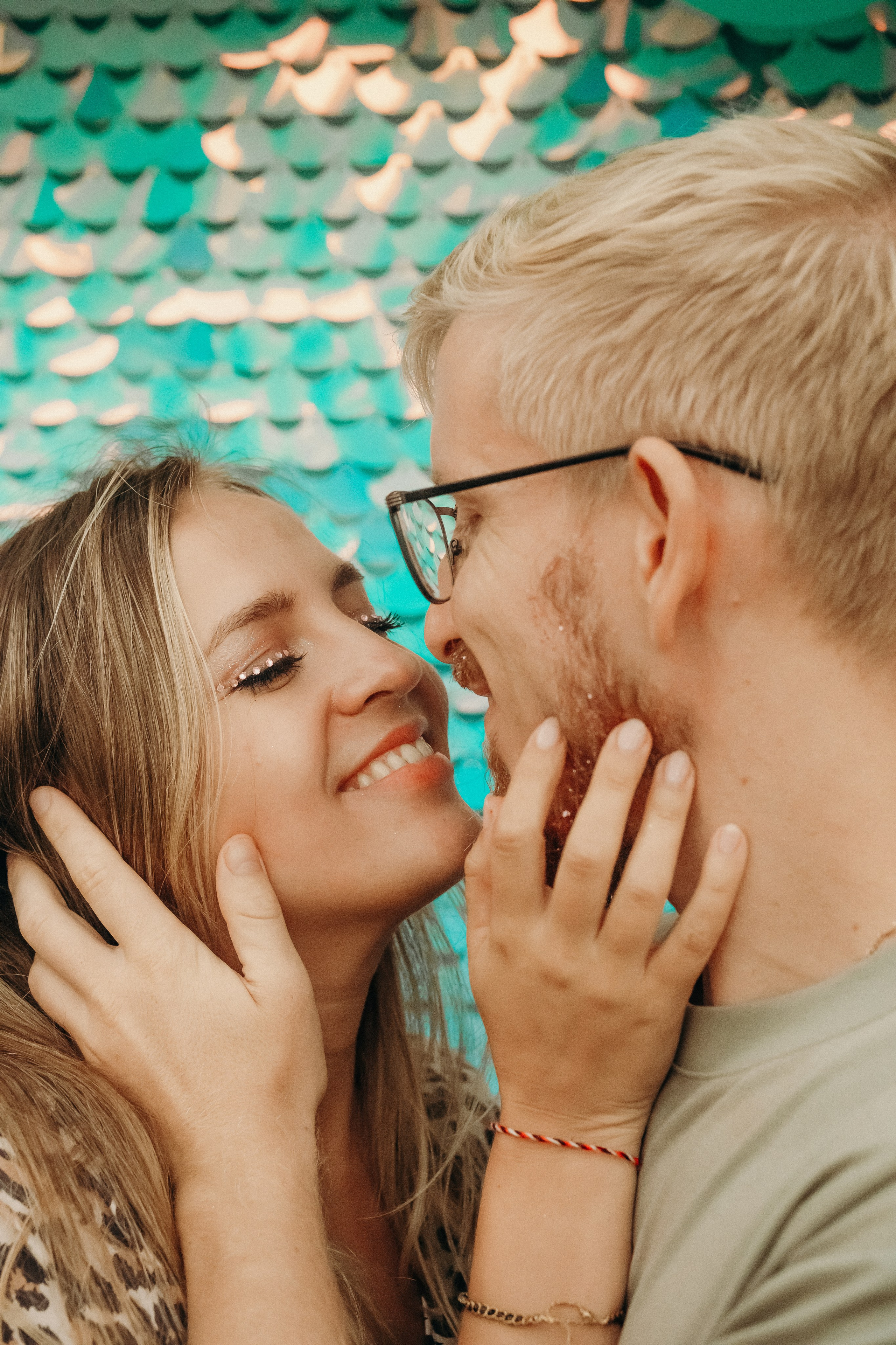 Pool party in  High Villa.  Cascais Sintra Lisbon. Валерія Сичова. Сімейний та репортажний фотограф в Португаліі