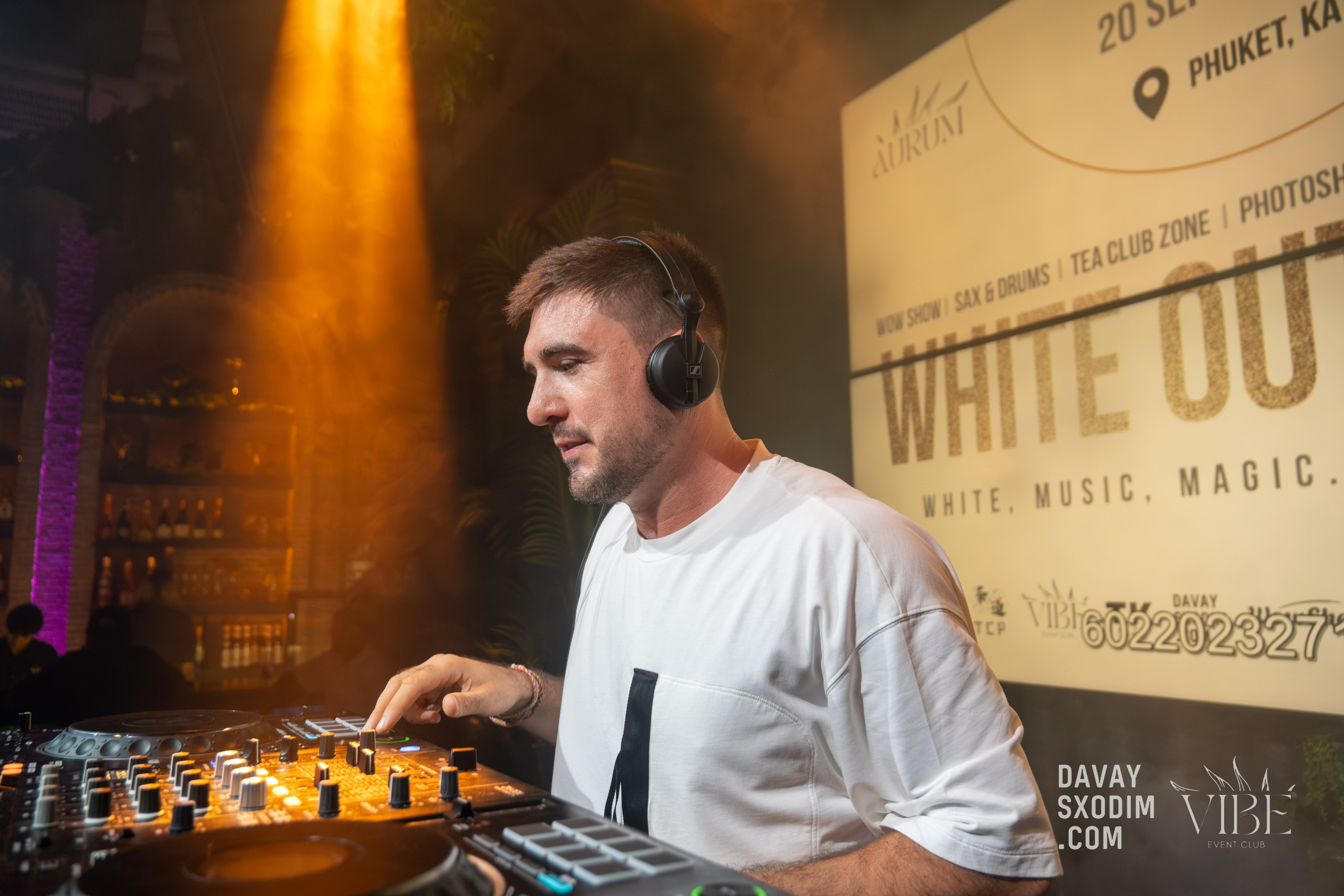 Вечеринка White Out | Фоторепортаж | Видеорепортаж | Афиша | DAVAYSXODIM.com PHUKET. АФИША|ФОТОРЕПОРТАЖИ|ИВЕНТЫ|ПХУКЕТ