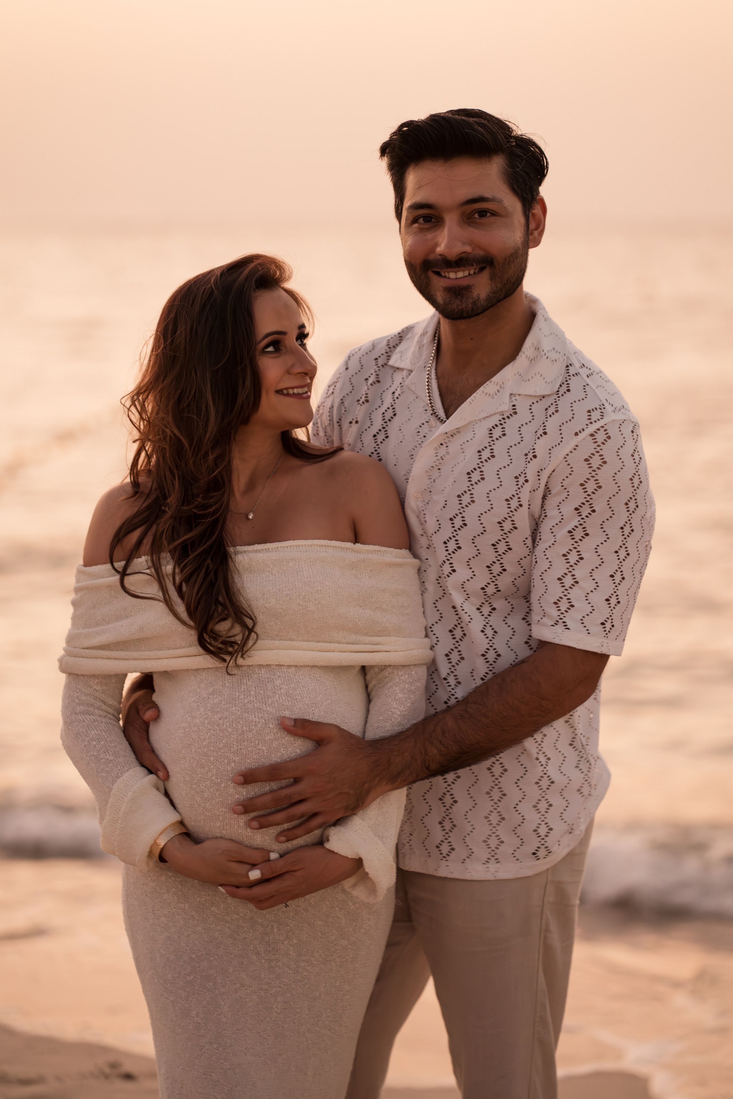 Waves of new beginnings. Angela Iakovleva — Family Photographer in Dubai