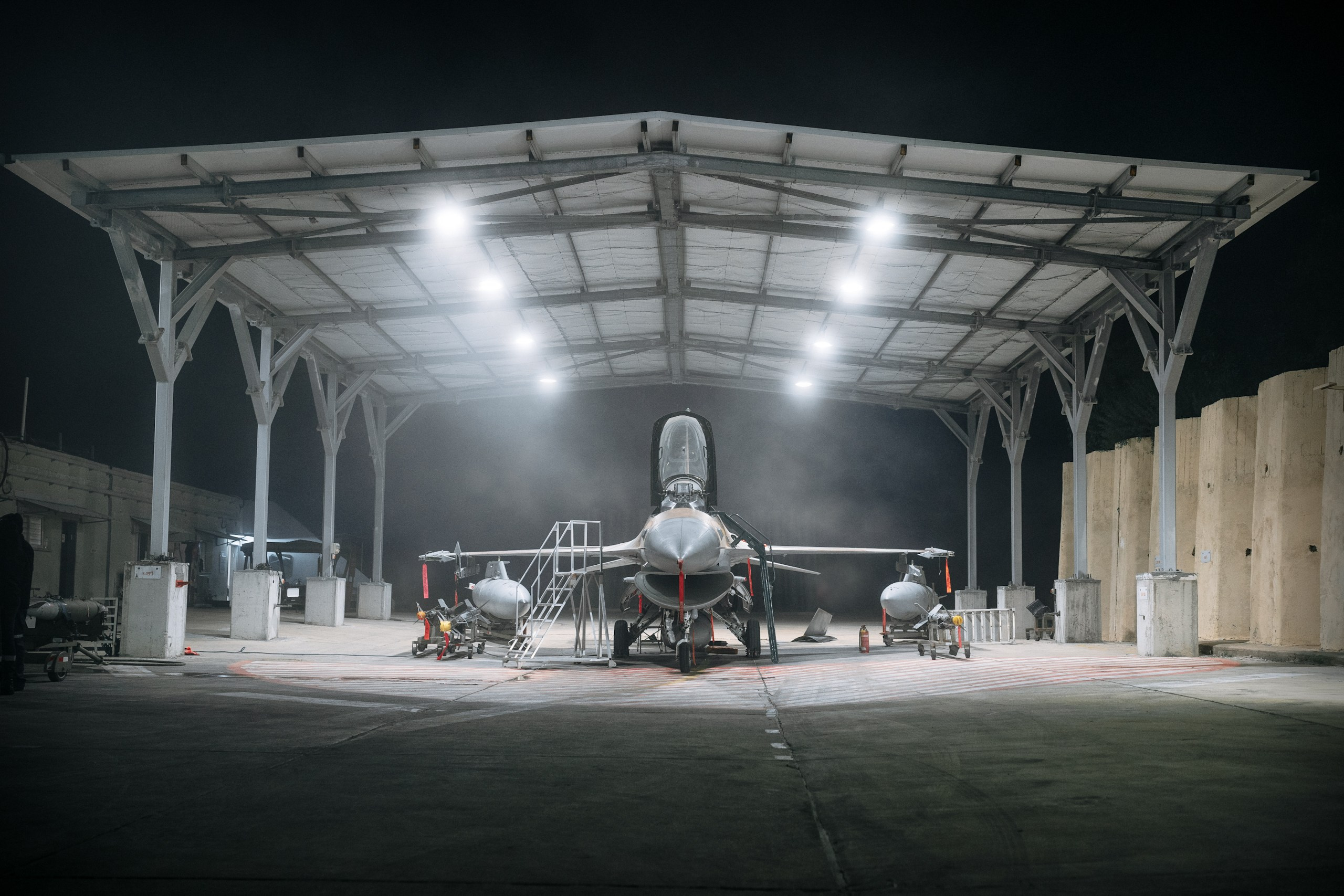 Air force IDF. Andrey Pochernin portrait and fine art photography. Андрей Почернин