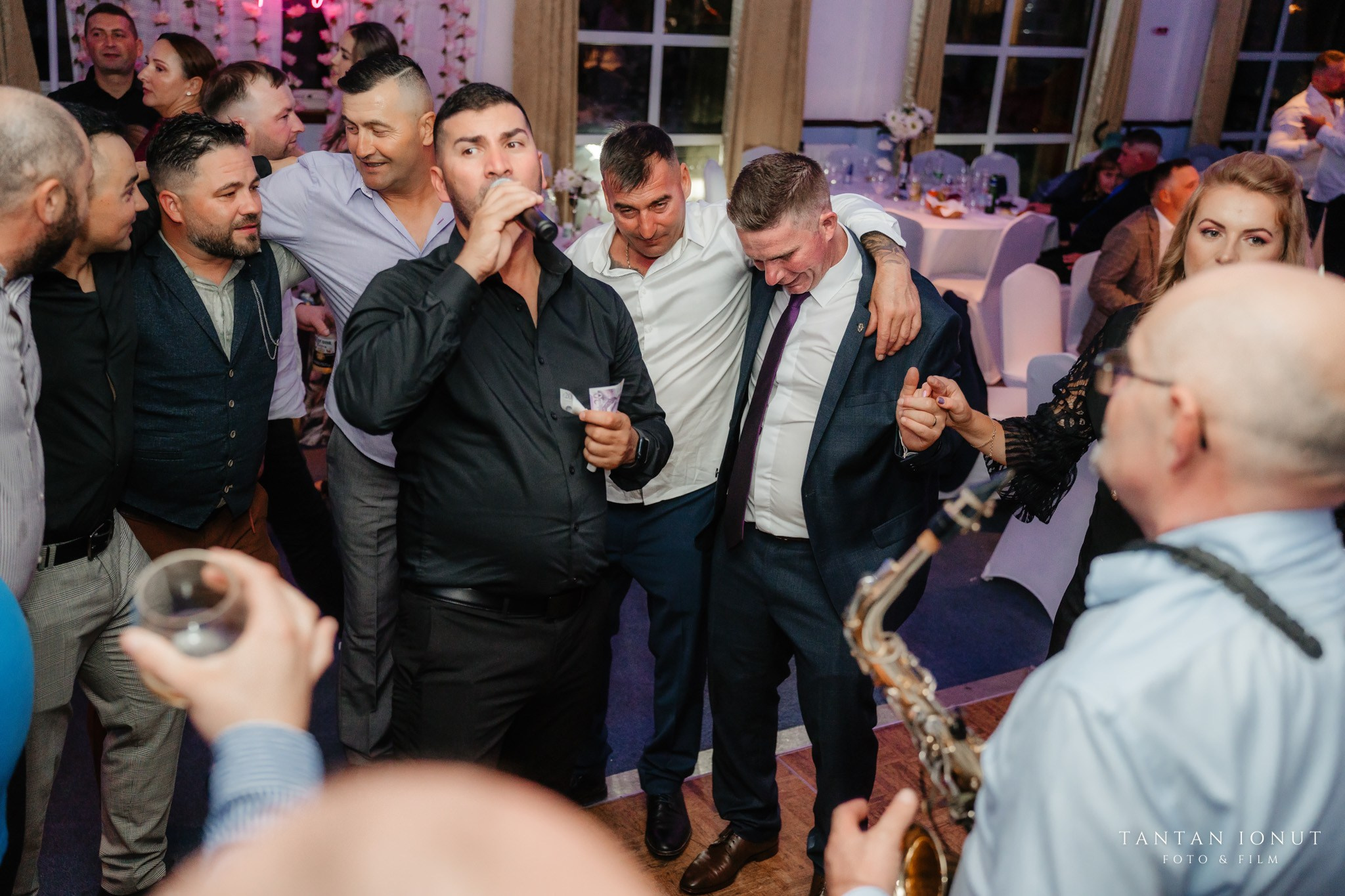 Fotograf roman in anglia, nunta in bridgwater, nunta in bristol, foto-video in uk, tantanionut, fotograf in uk, bogdan durus. TANTAN IONUT FOTO & FILM